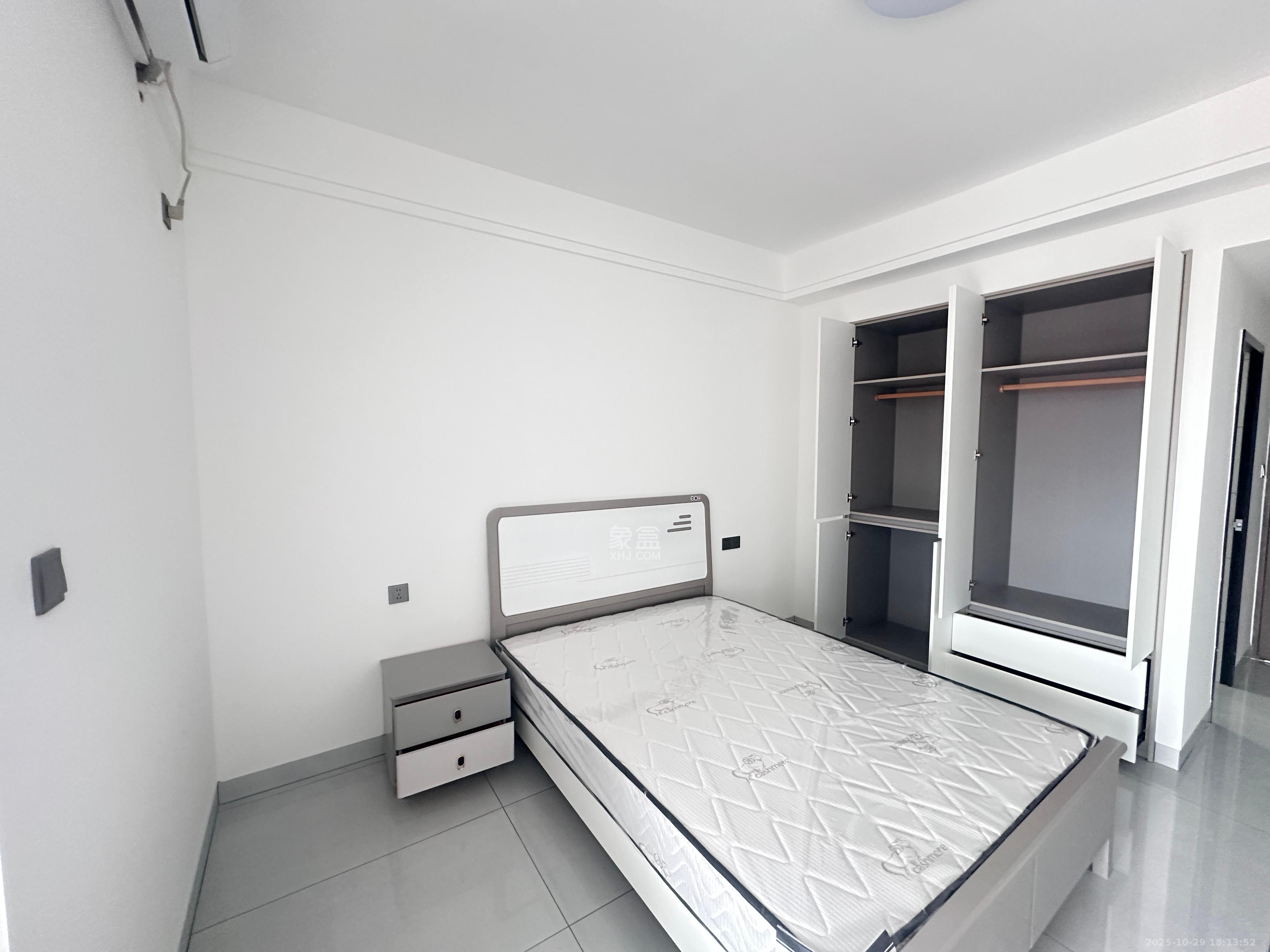 嘉裕大厦 1室0厅0卫 1800.0元/月 嘉裕大厦 1室0厅0卫 1800.0元/月室内图