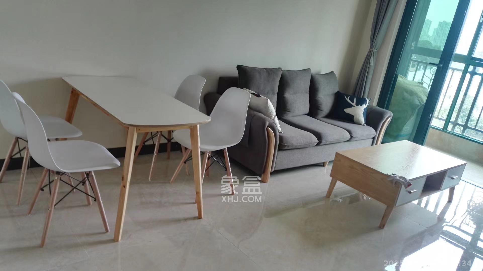 恒大雅苑  3室2厅1卫    2100.0元/月