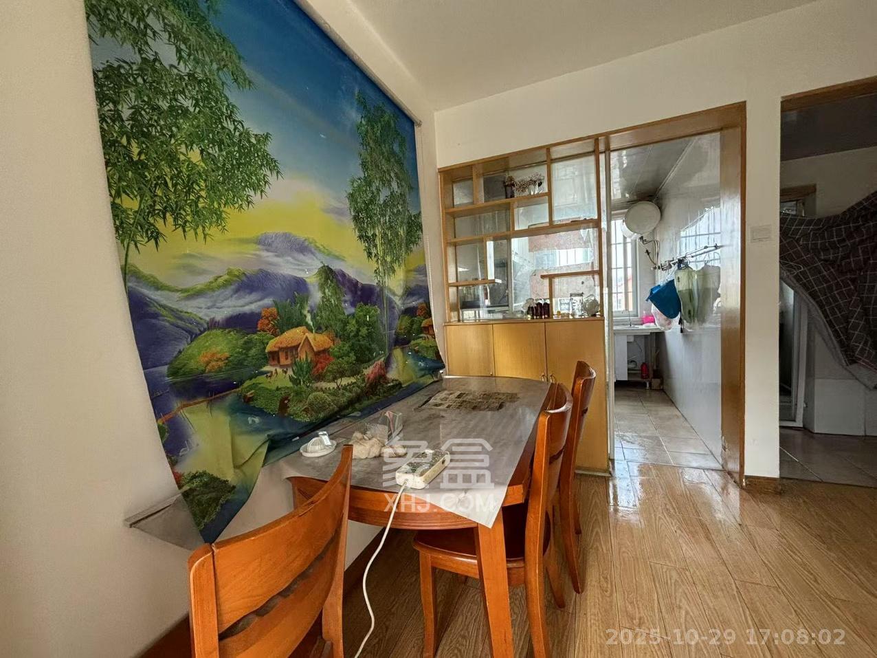 枫华府第 2室2厅1卫 1300.0元/月 枫华府第 2室2厅1卫 1300.0元/月室内图