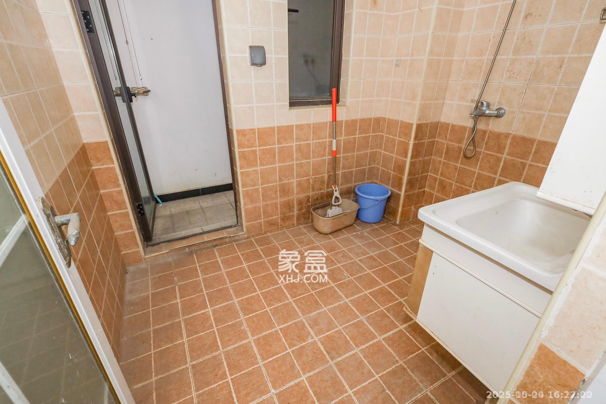 南山雍江汇（滨江国际新城）  3室2厅1卫    2200.0元/月室内图