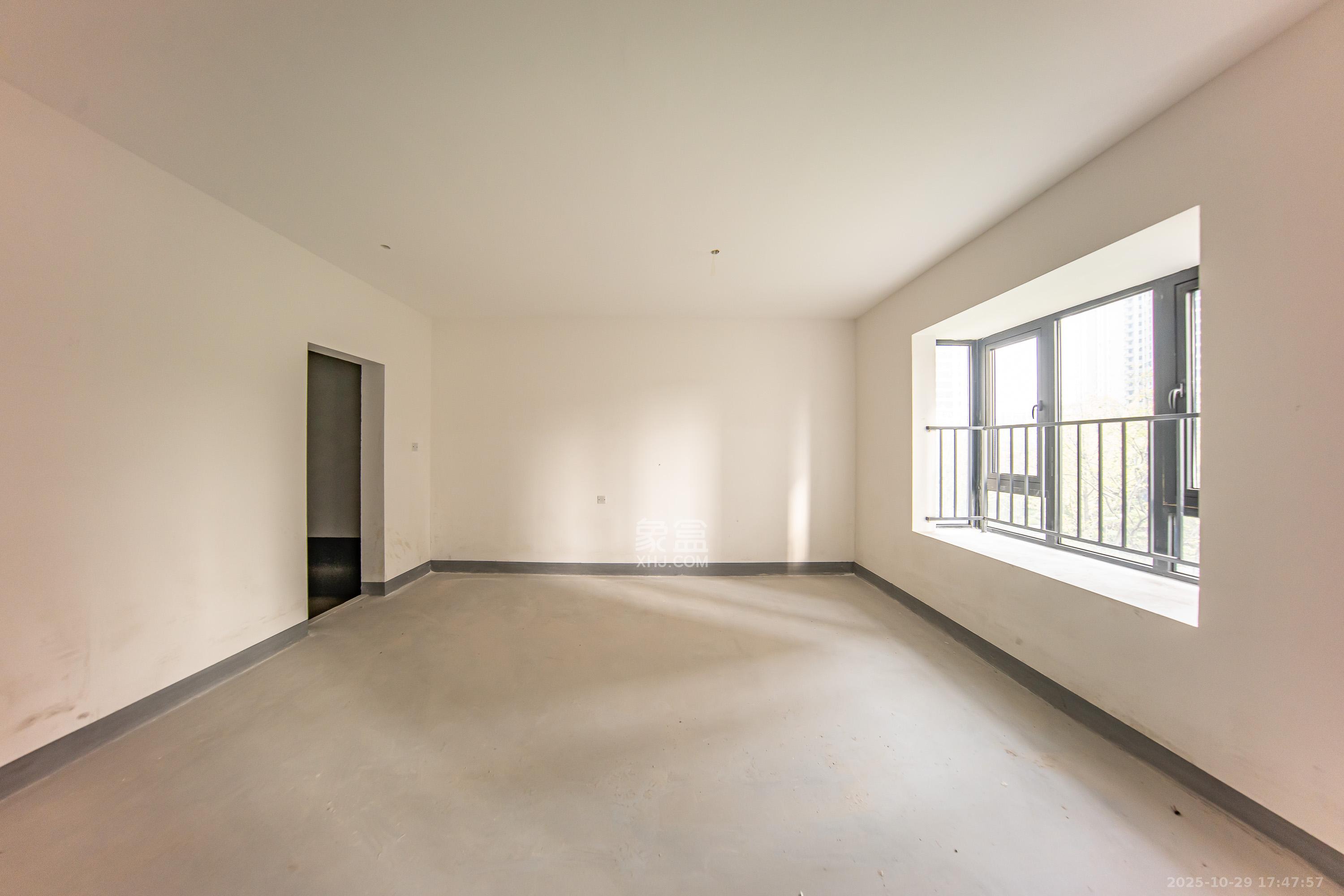 建投象山国际 4室2厅3卫 155.0万 建投象山国际 4室2厅3卫 155.0万卧室