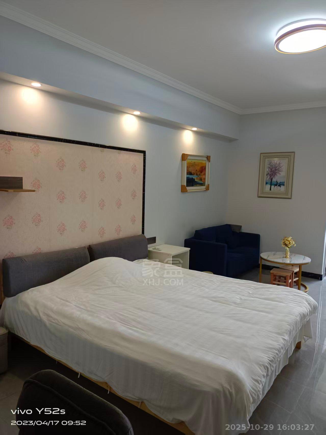 米兰公馆  1室1厅1卫    1300.0元/月