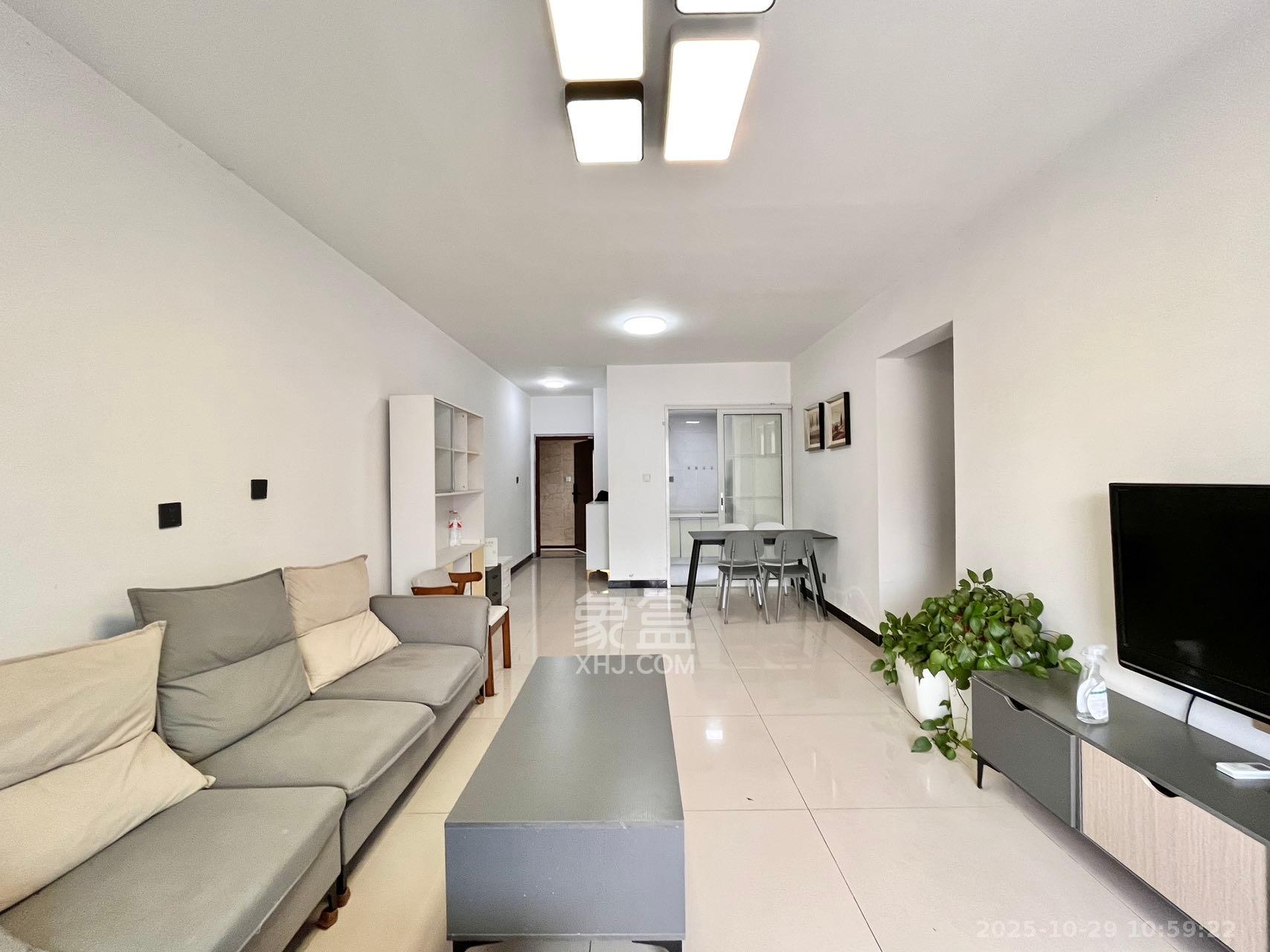 中国铁建梅溪青秀三期  3室2厅2卫    2800.0元/月 中国铁建梅溪青秀三期  3室2厅2卫    2800.0元/月