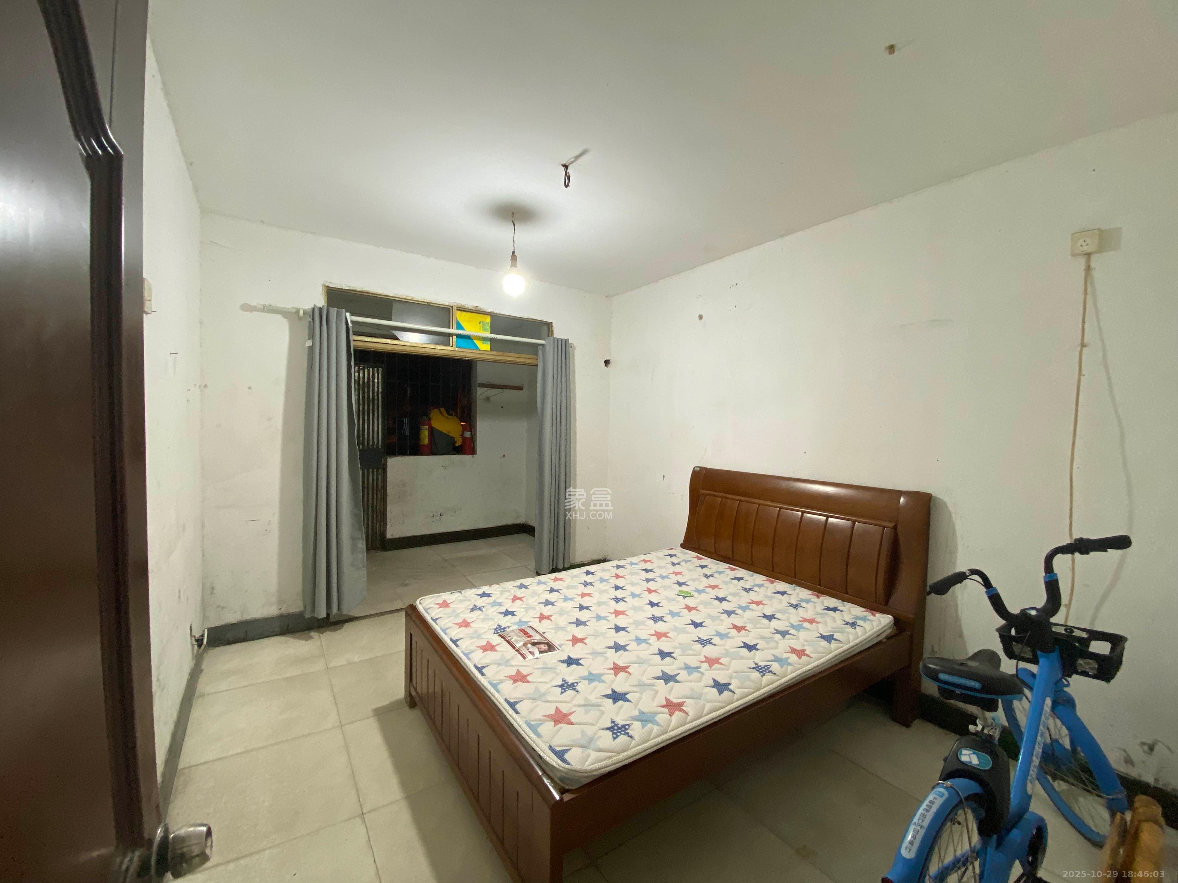 长钢社区(半边山宿舍区) 2室1厅1卫 2500.0元/月 长钢社区(半边山宿舍区) 2室1厅1卫 2500.0元/月室内图