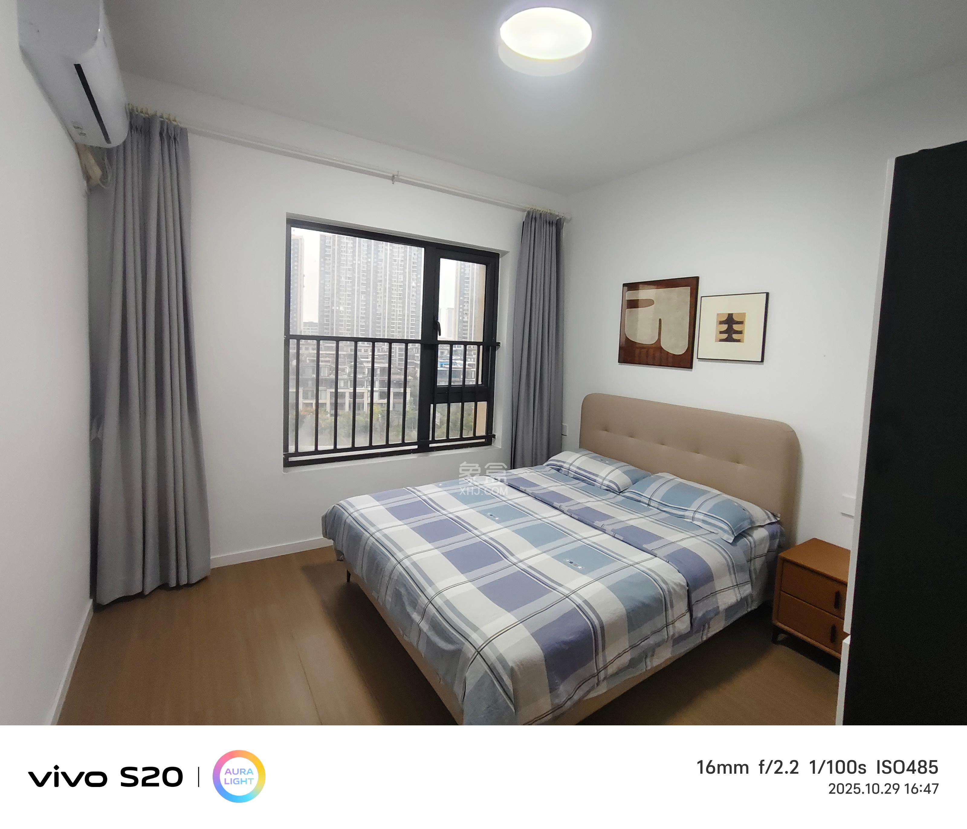 荣盛城  4室2厅2卫    3200.0元/月室内图