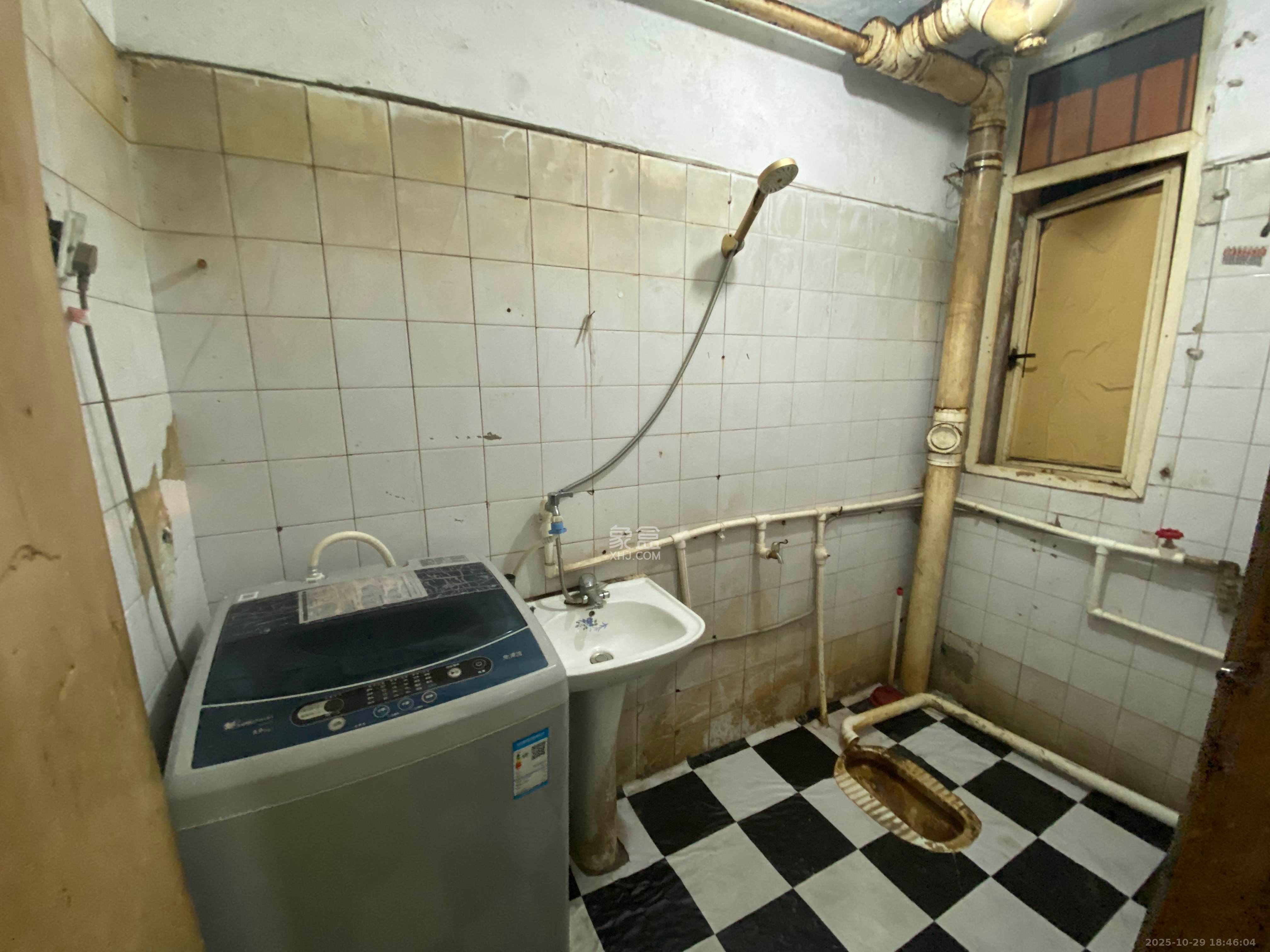 长钢社区(半边山宿舍区) 2室1厅1卫 2500.0元/月 长钢社区(半边山宿舍区) 2室1厅1卫 2500.0元/月室内图