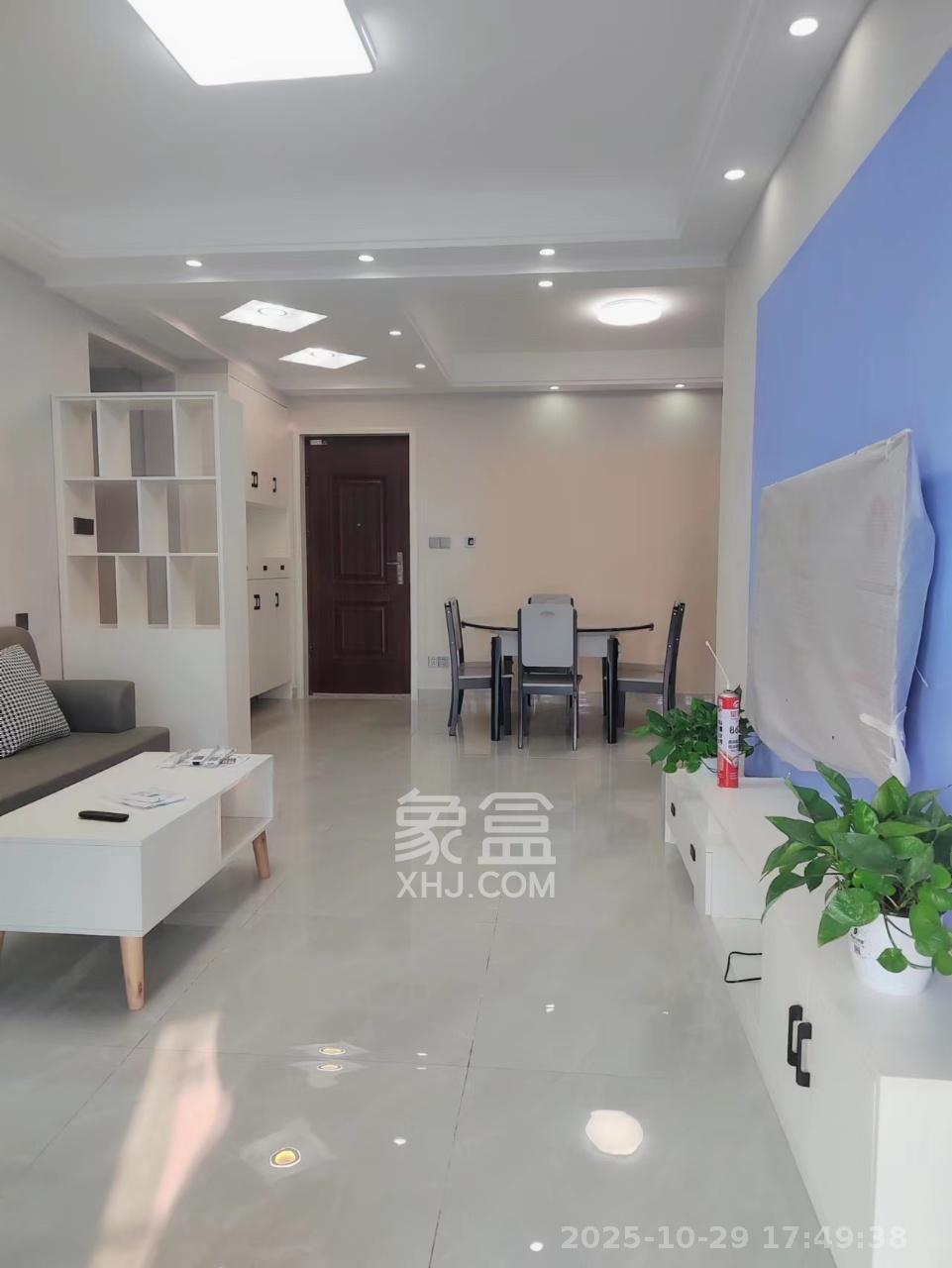 明昇壹城(明昇时代广场)二期  3室2厅2卫    3200.0元/月 明昇壹城(明昇时代广场)二期  3室2厅2卫    3200.0元/月