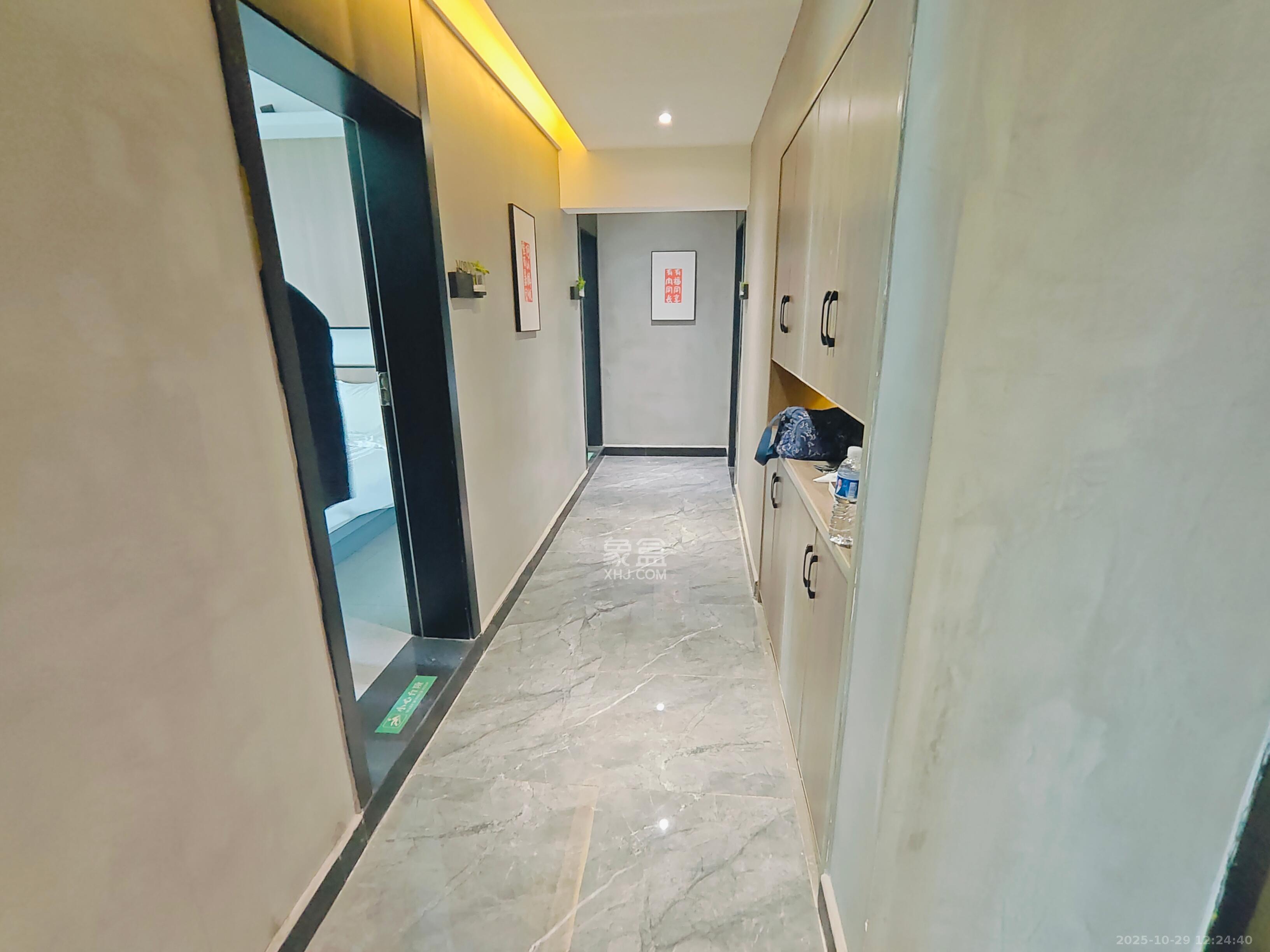 王府井公寓（福源公寓）  5室2厅1卫    4600.0元/月室内图