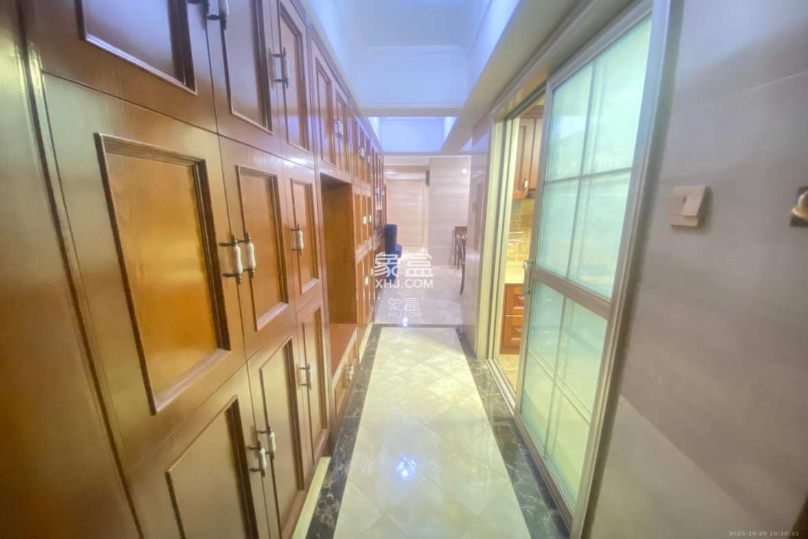 钱隆世家  2室2厅1卫    2000.0元/月 钱隆世家  2室2厅1卫    2000.0元/月室内图