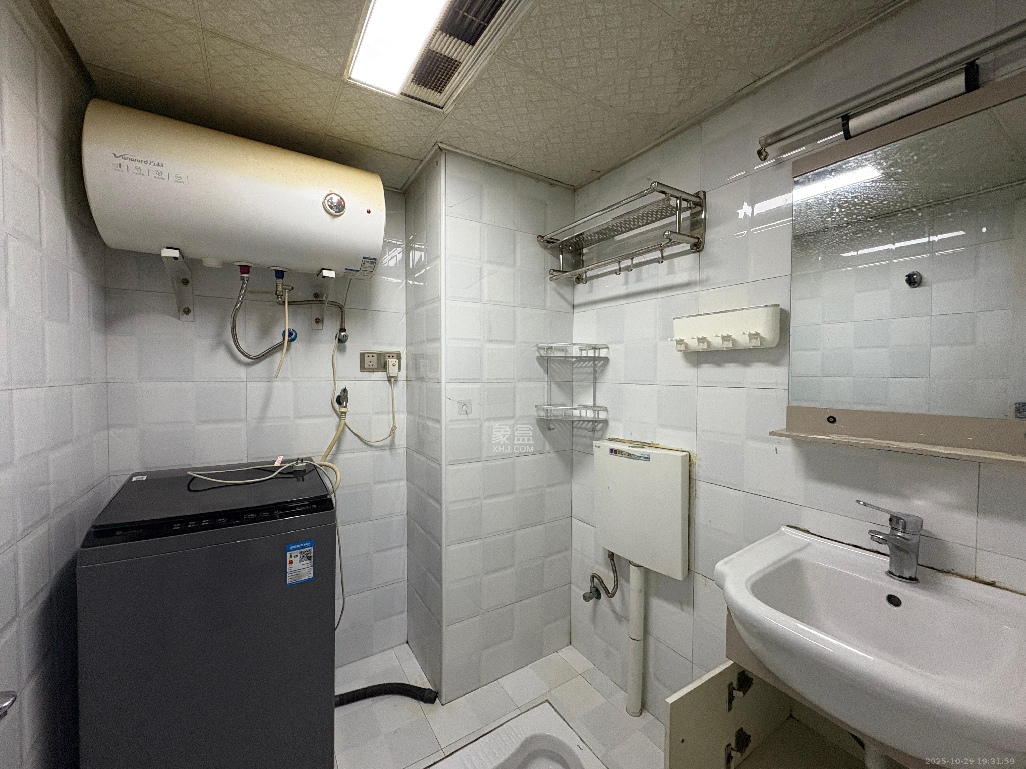 I尚国际(元泰大厦)  1室1厅1卫    1400.0元/月 I尚国际(元泰大厦)  1室1厅1卫    1400.0元/月室内图