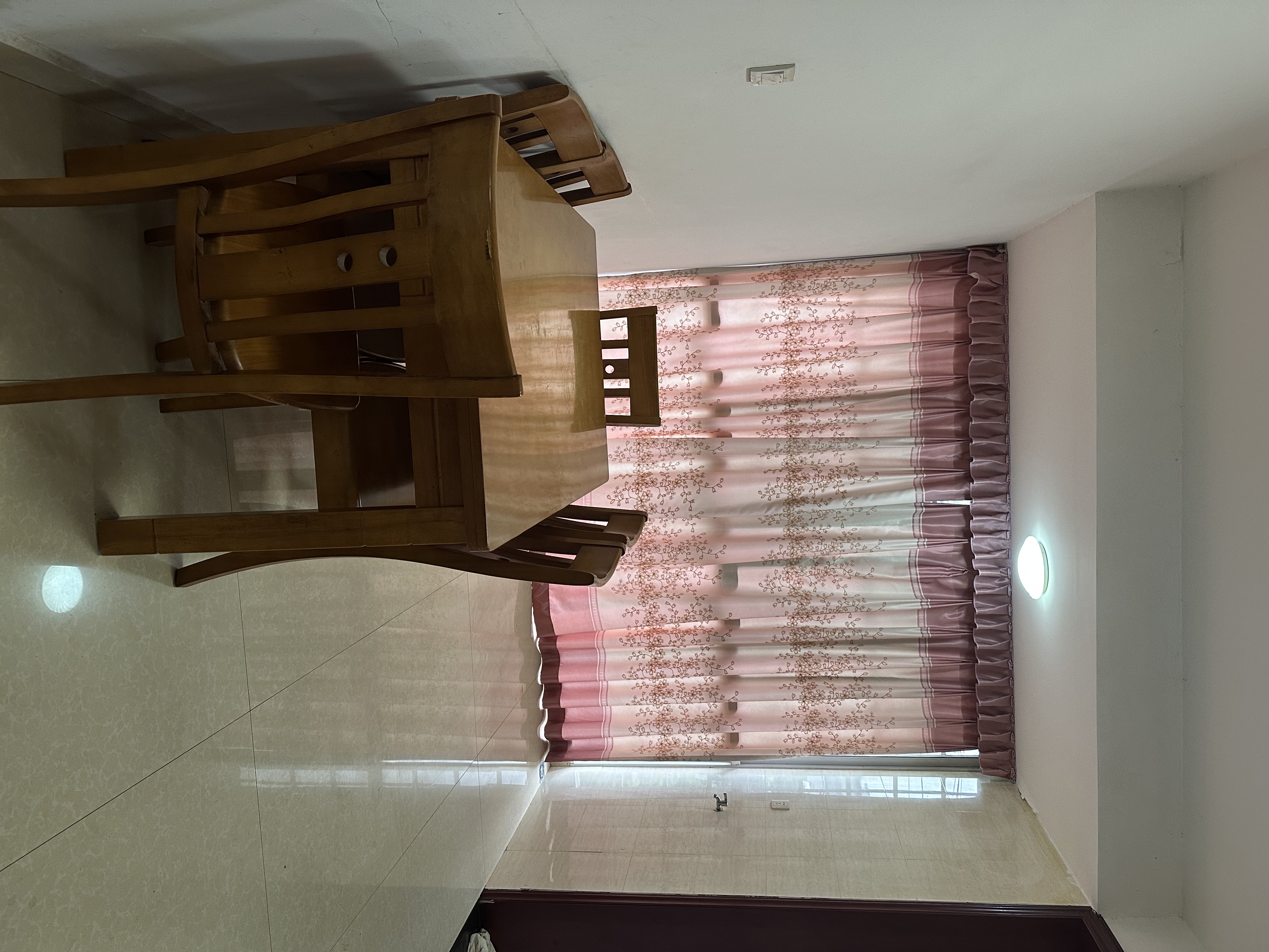 幸福阳光小区 3室2厅2卫 46.8万 幸福阳光小区 3室2厅2卫 46.8万客厅