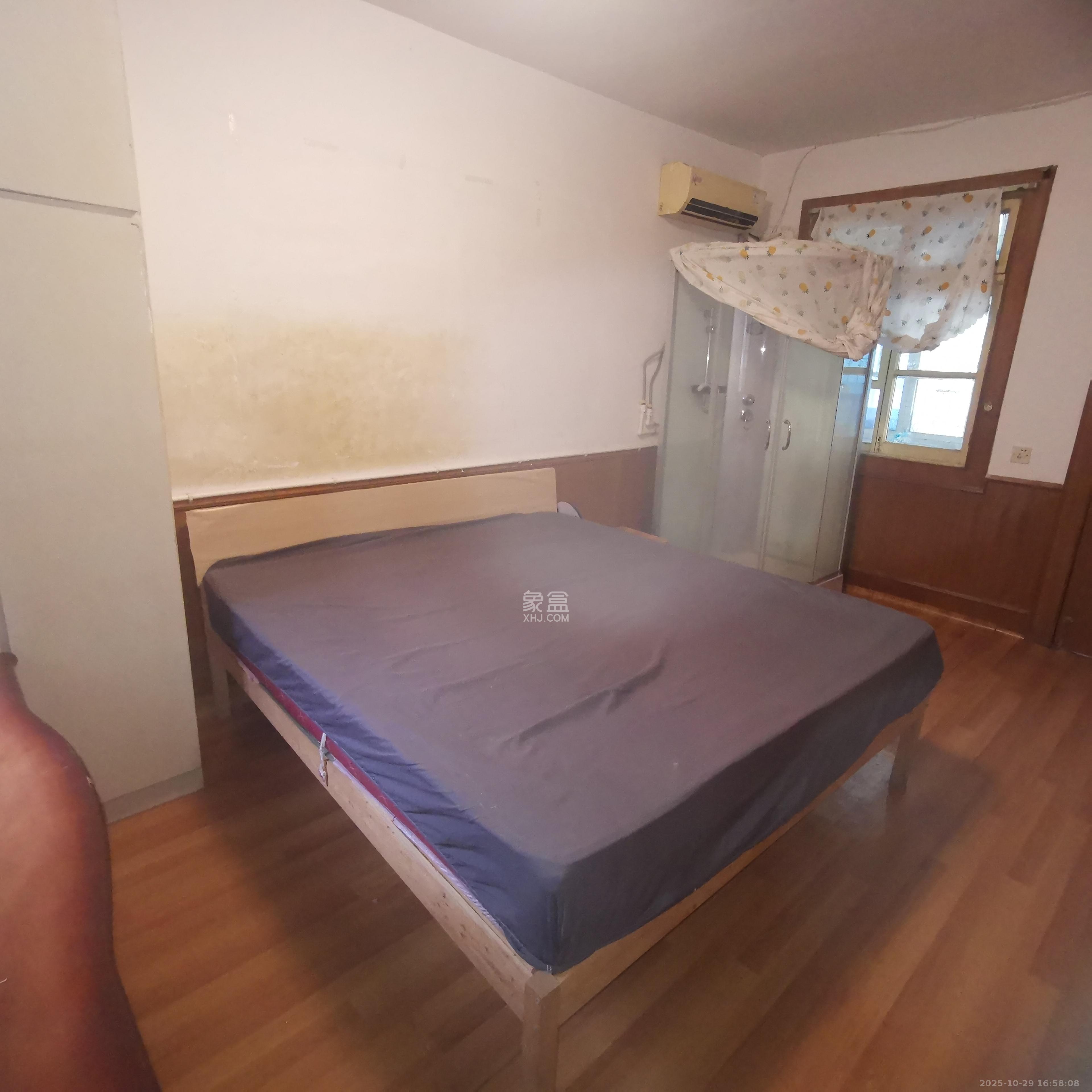 五金矿产进出口集团公司宿舍  1室0厅1卫    600.0元/月