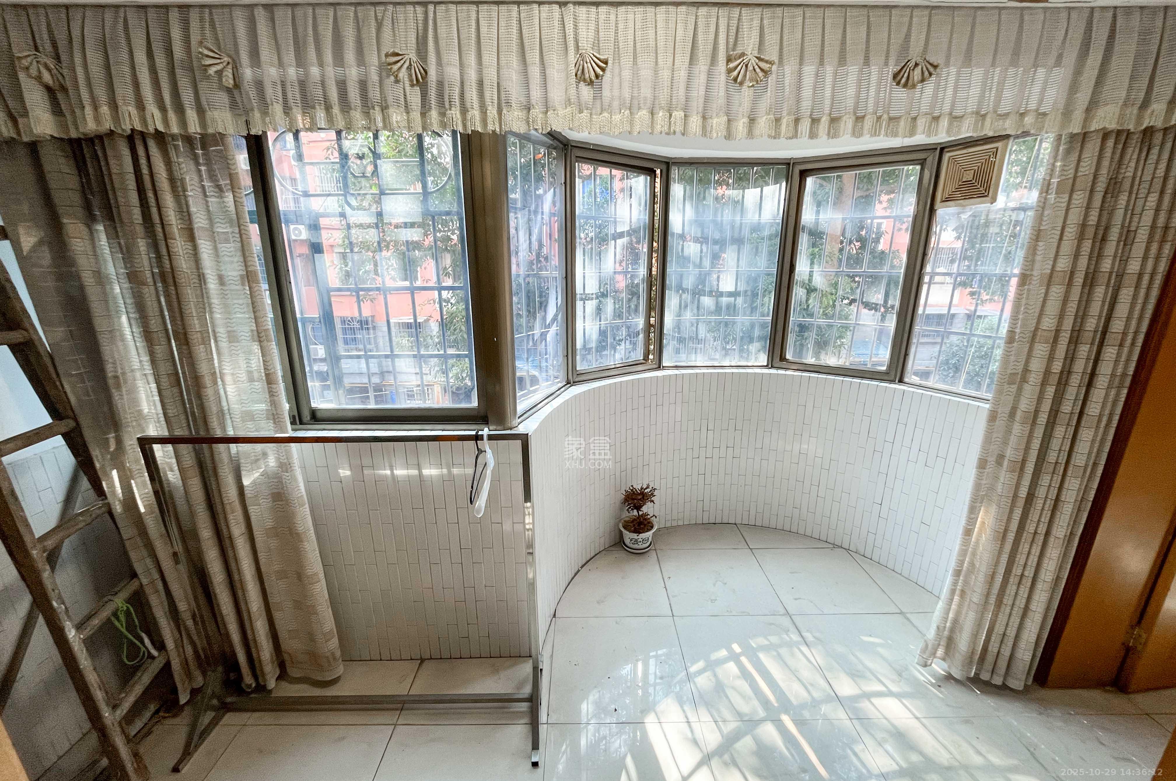 阳明山庄  3室2厅2卫    67.0万其他