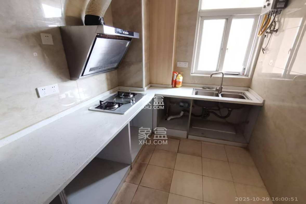 上河国际C区  3室1厅2卫    2500.0元/月 上河国际C区  3室1厅2卫    2500.0元/月室内图