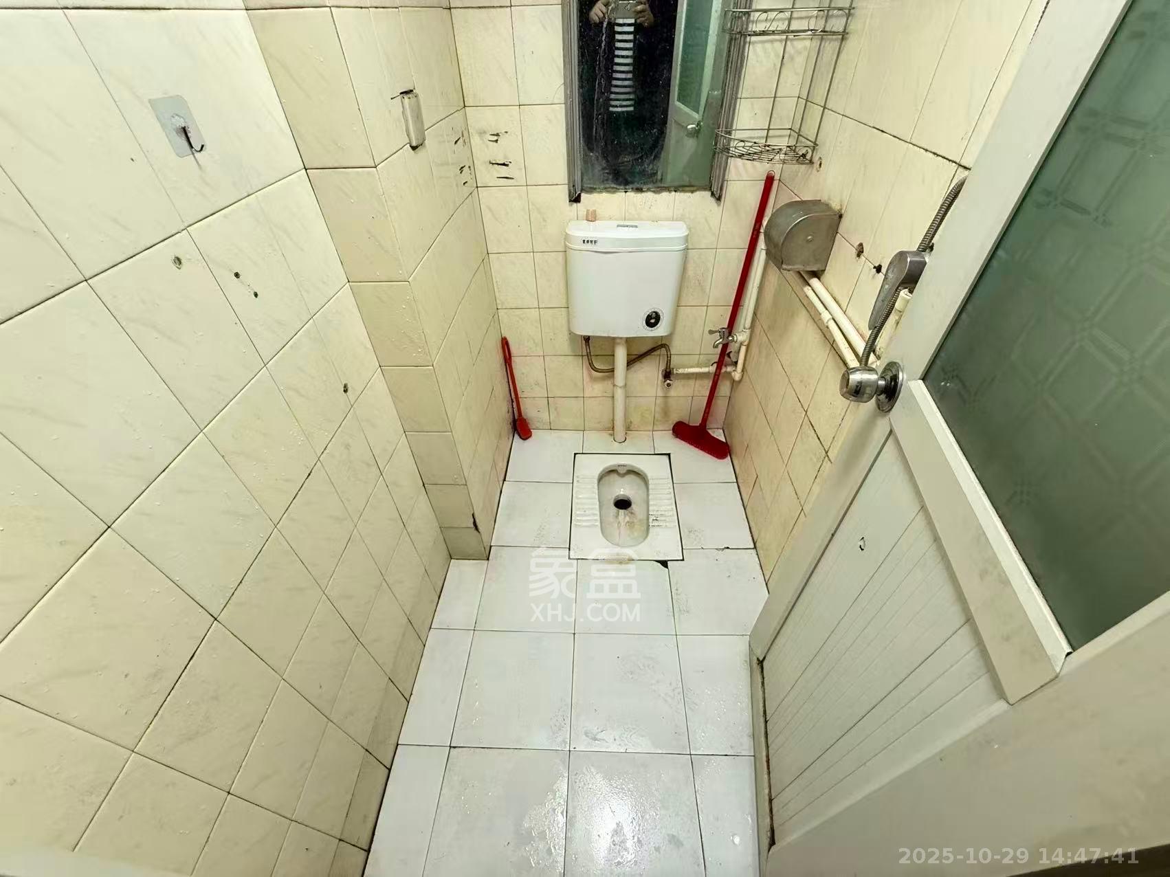 吉景小区  3室1厅1卫    2200.0元/月室内图