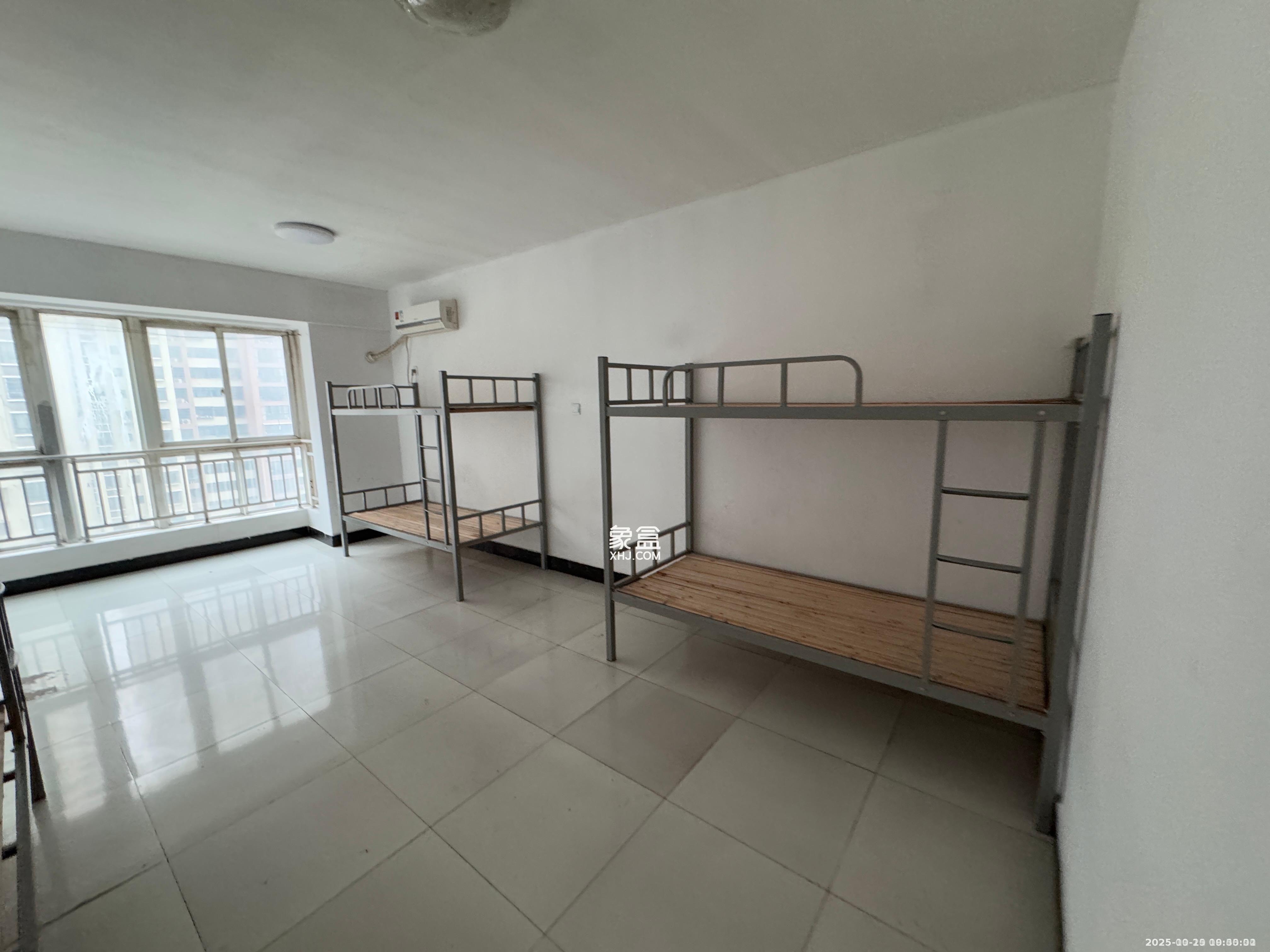 山水湾  1室0厅0卫    500.0元/月室内图