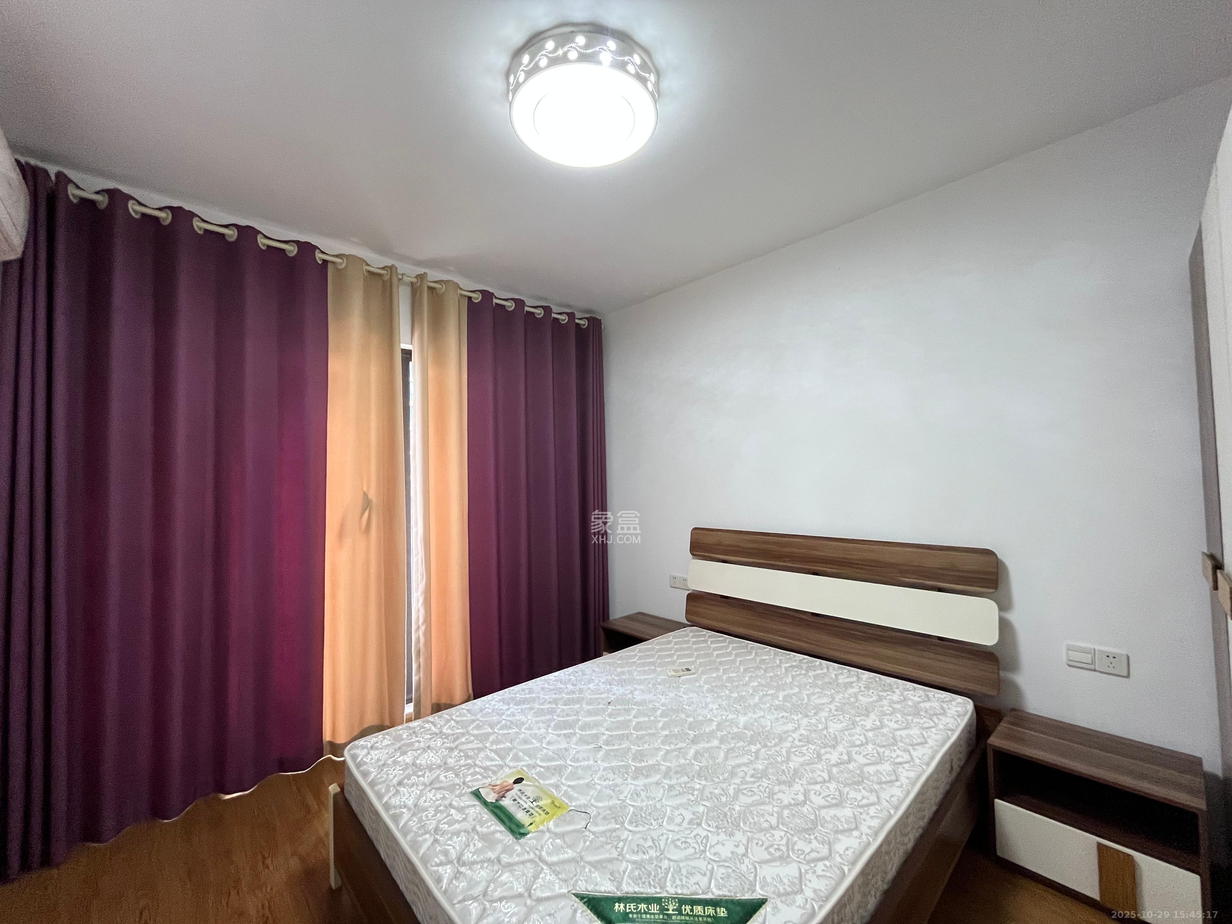 绿地之窗 3室1厅1卫 1900.0元/月 绿地之窗 3室1厅1卫 1900.0元/月室内图