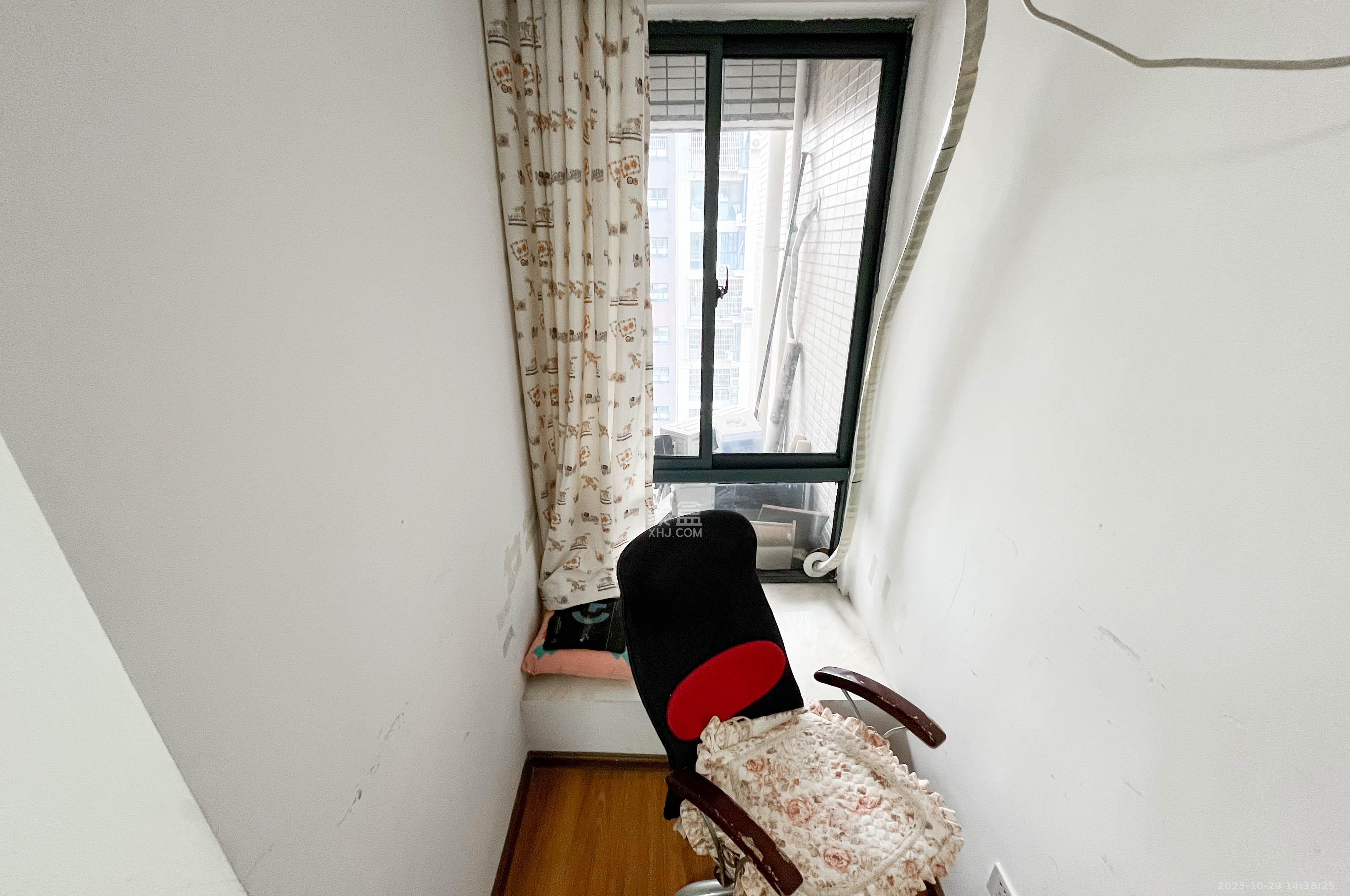 望兴景园二期(望兴西西里)  2室2厅1卫    68.0万 望兴景园二期(望兴西西里)  2室2厅1卫    68.0万其他