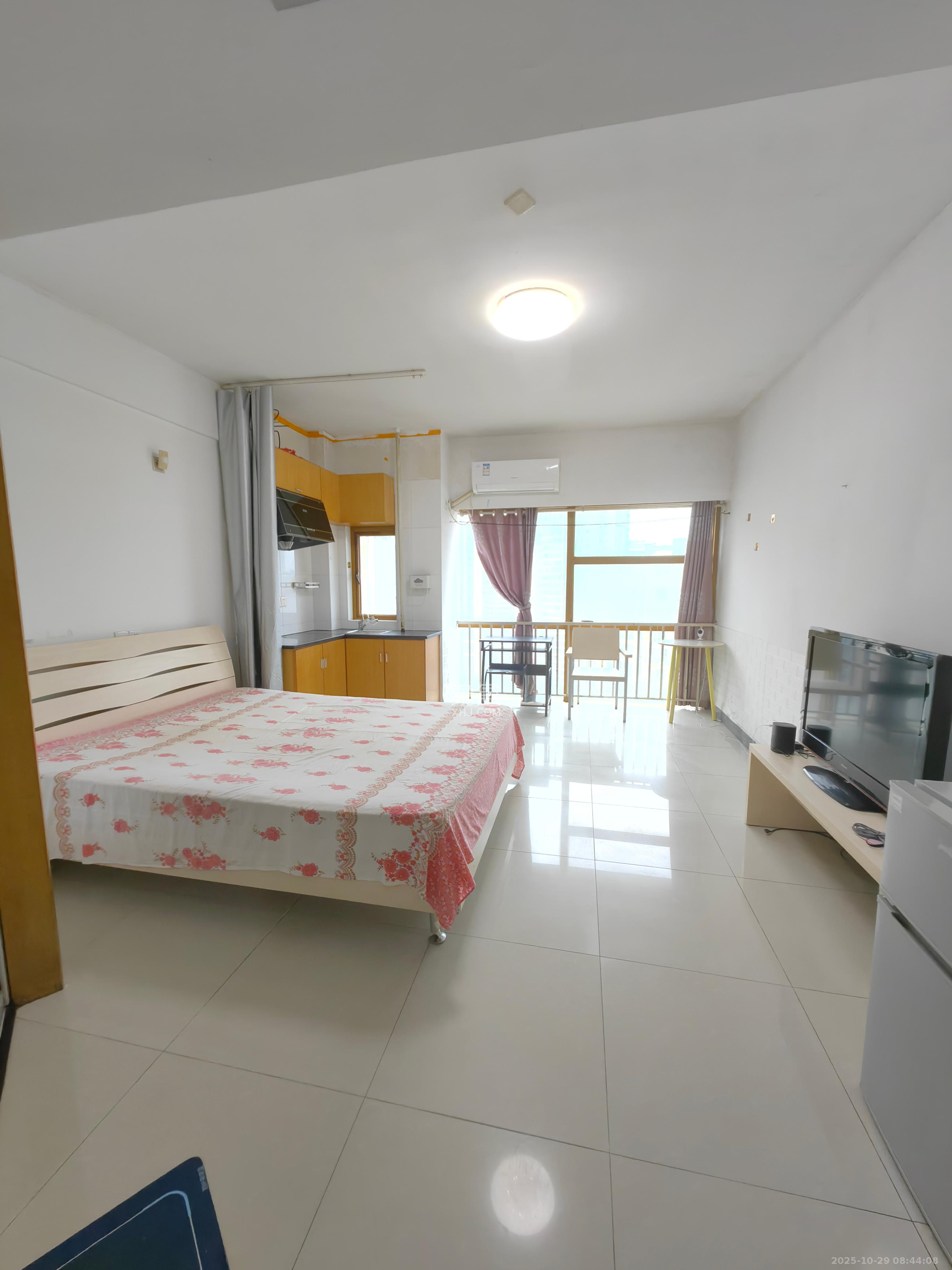 天健芙蓉盛世一期  1室1厅1卫    1400.0元/月室内图