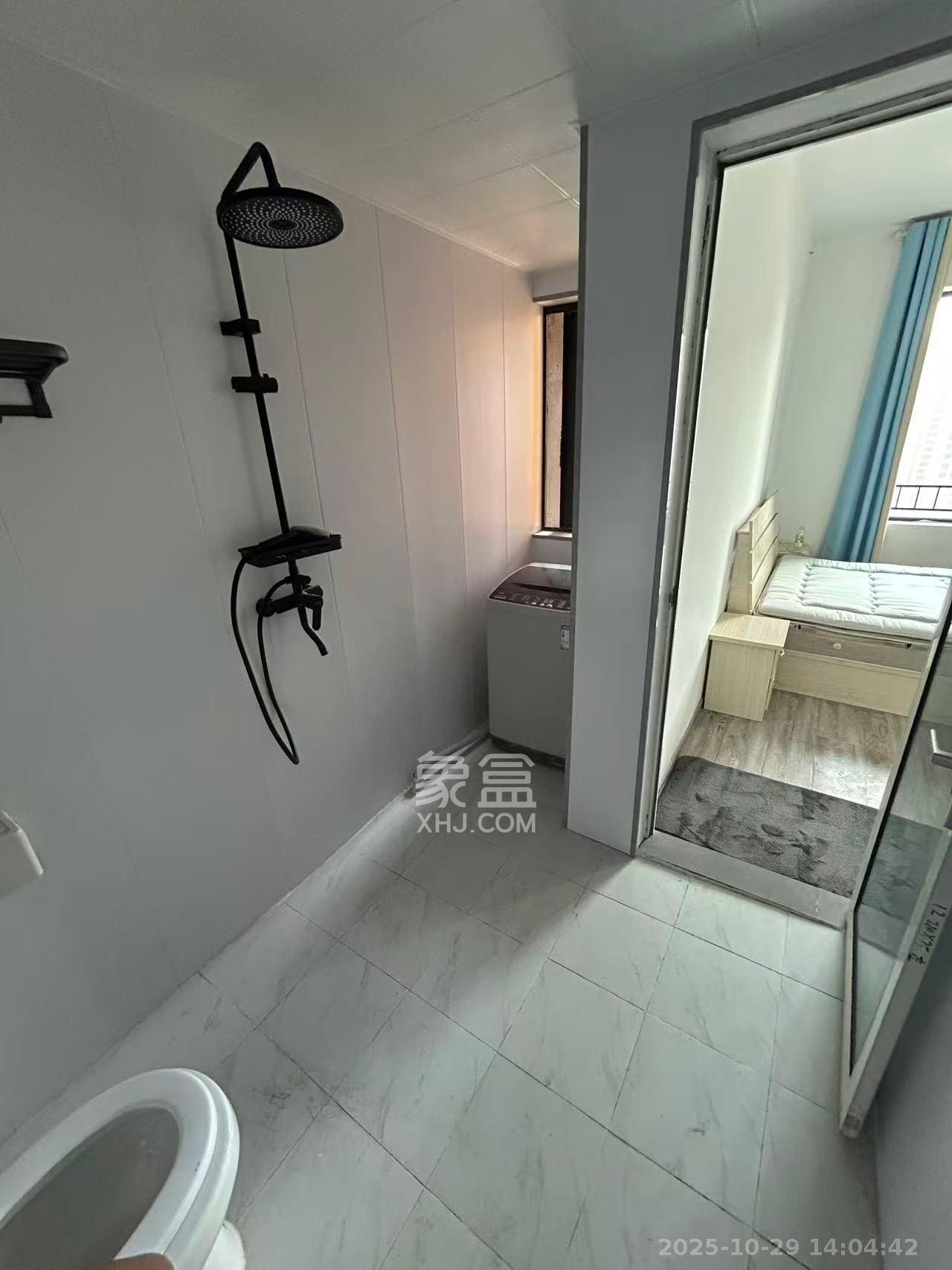 协信星澜汇  4室2厅2卫    1050.0元/月室内图