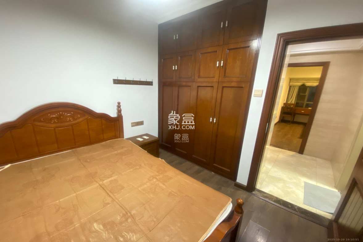 钱隆世家  2室2厅1卫    2000.0元/月 钱隆世家  2室2厅1卫    2000.0元/月室内图