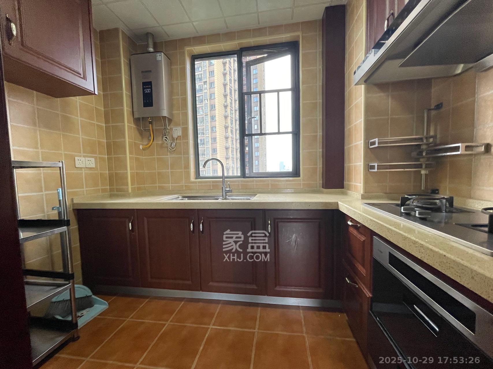 荣盛花语书苑  3室2厅1卫    2750.0元/月室内图