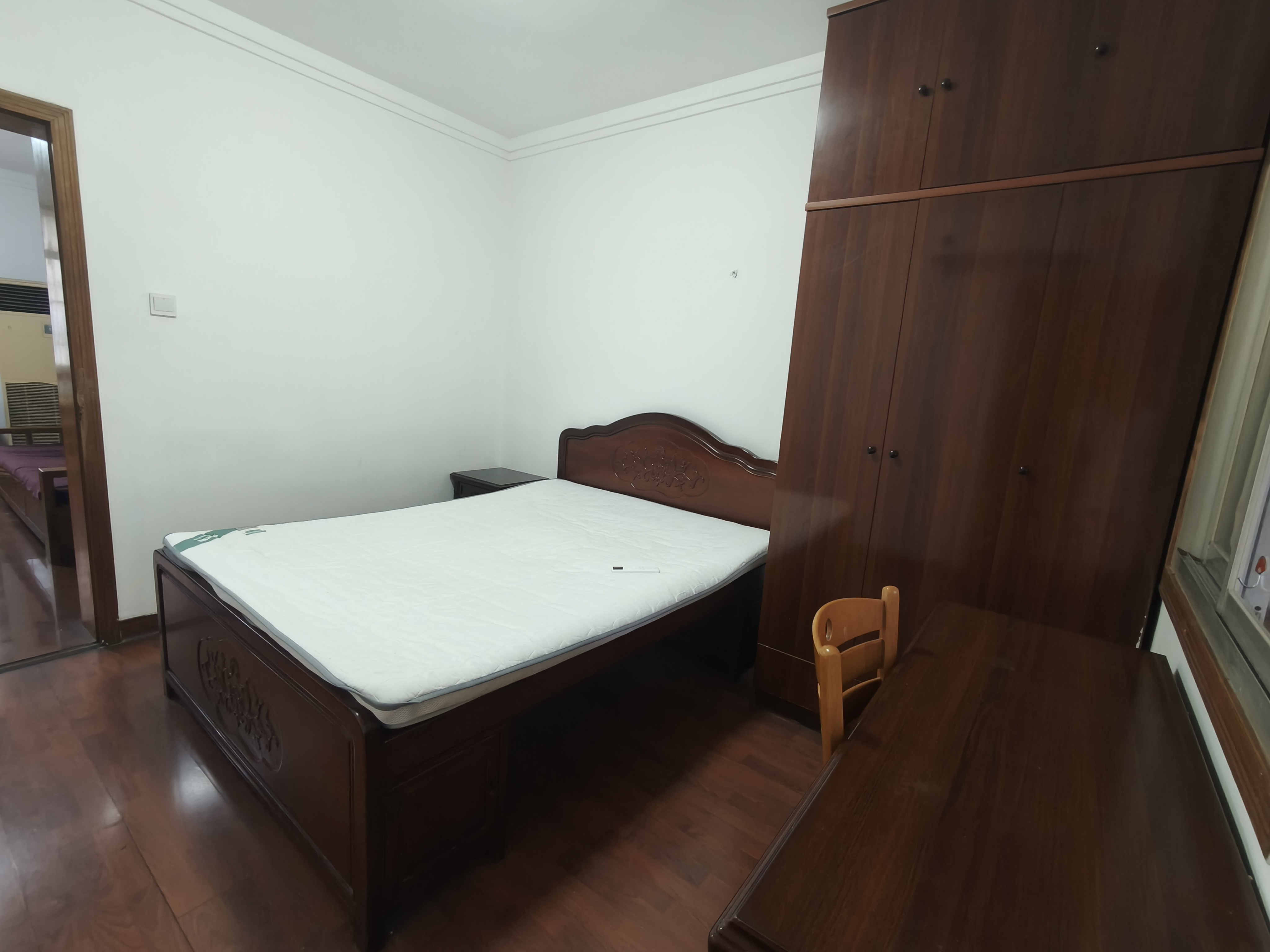 市一医院宿舍  2室1厅1卫    1900.0元/月 市一医院宿舍  2室1厅1卫    1900.0元/月户型图