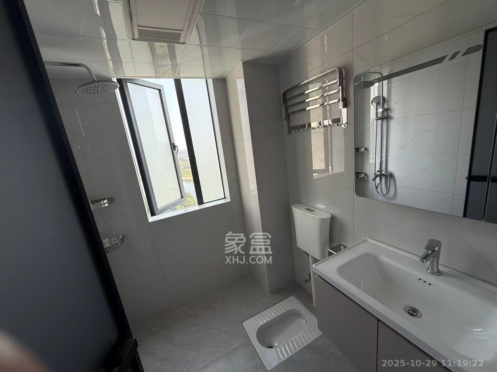 和景家园二期  2室2厅1卫    1800.0元/月 和景家园二期  2室2厅1卫    1800.0元/月室内图