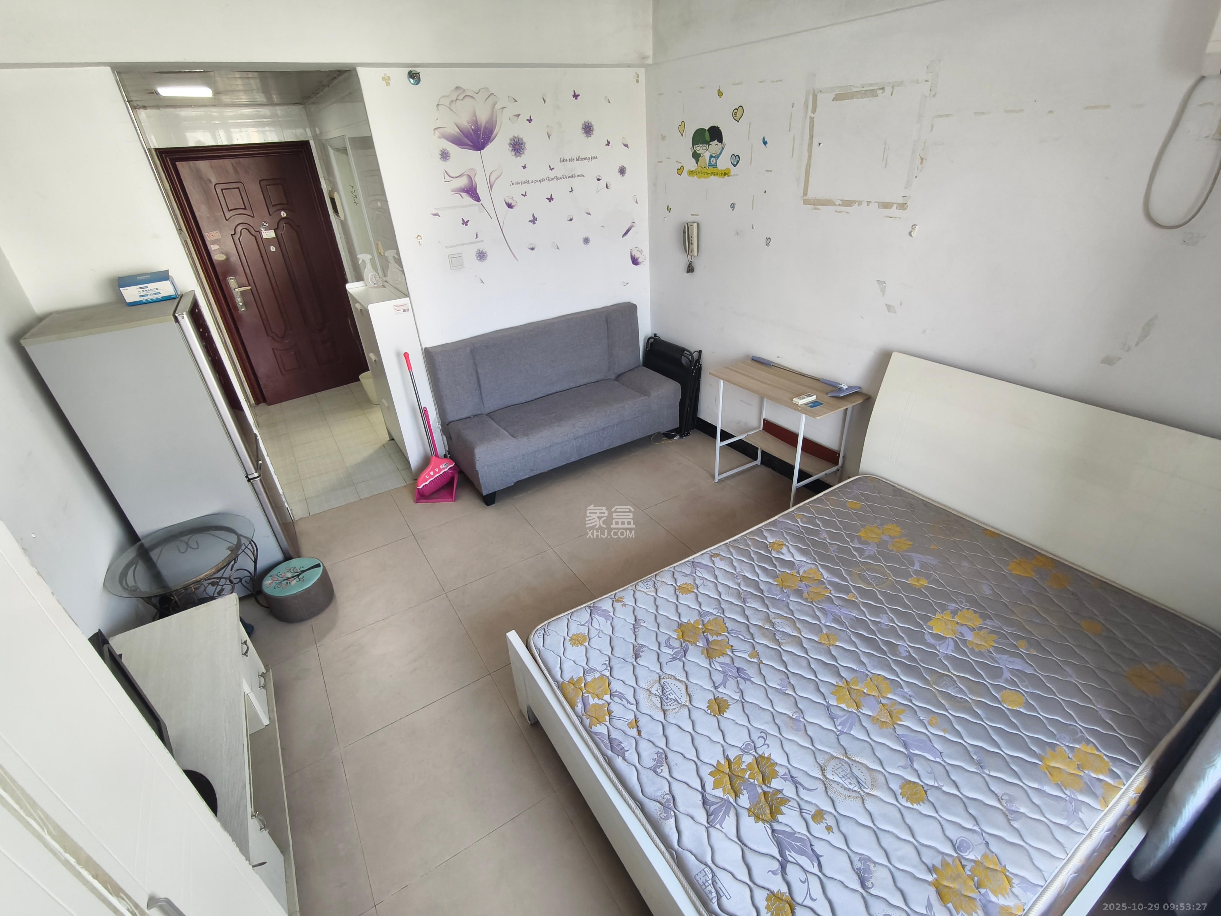 名富公寓  1室0厅1卫    1300.0元/月 名富公寓  1室0厅1卫    1300.0元/月