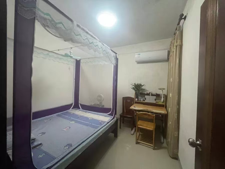 金鼎花苑（金鼎中心商厦）  4室2厅1卫    100.0万室内图