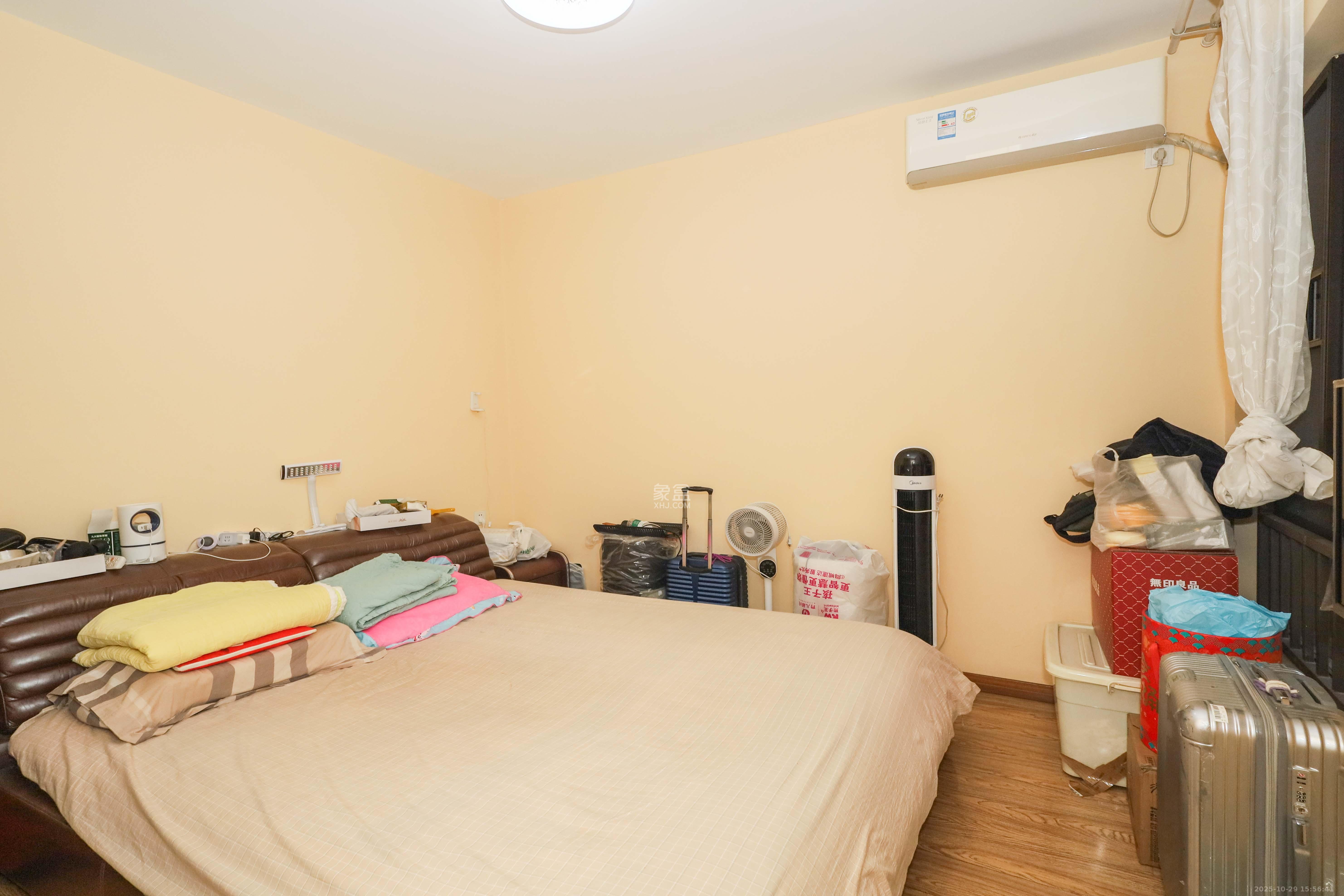 旭辉御府  3室2厅1卫    105.0万 旭辉御府  3室2厅1卫    105.0万卧室