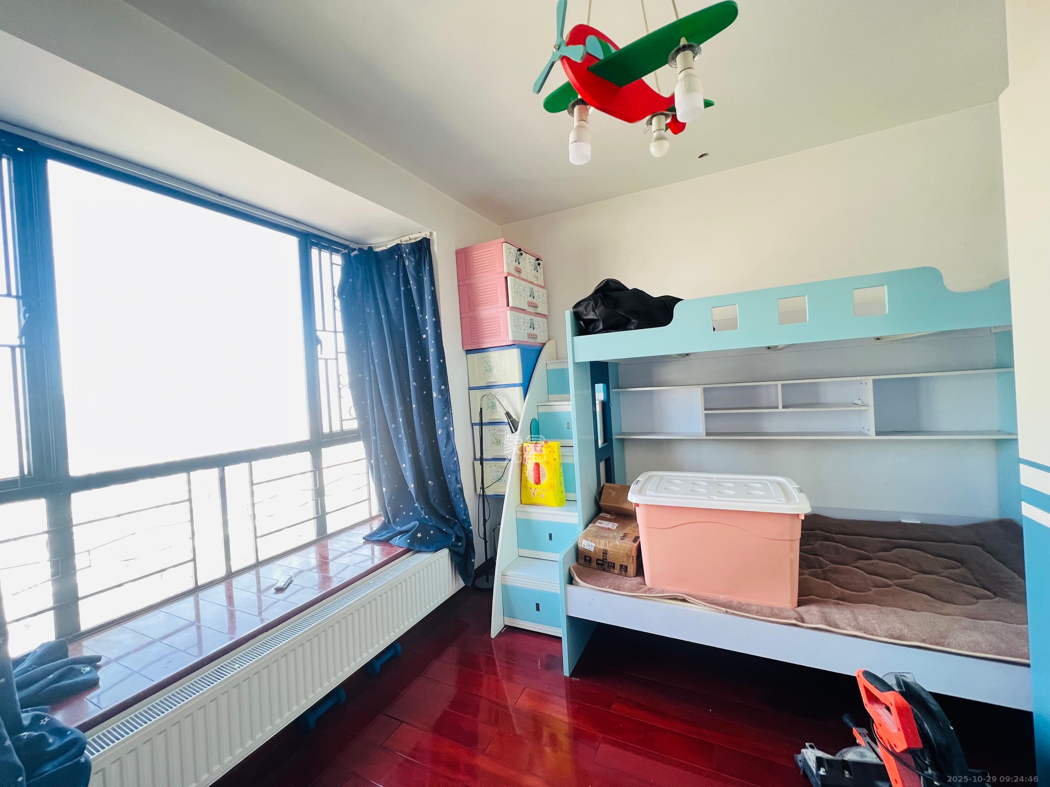 西子花苑 3室2厅2卫 3000.0元/月 西子花苑 3室2厅2卫 3000.0元/月室内图