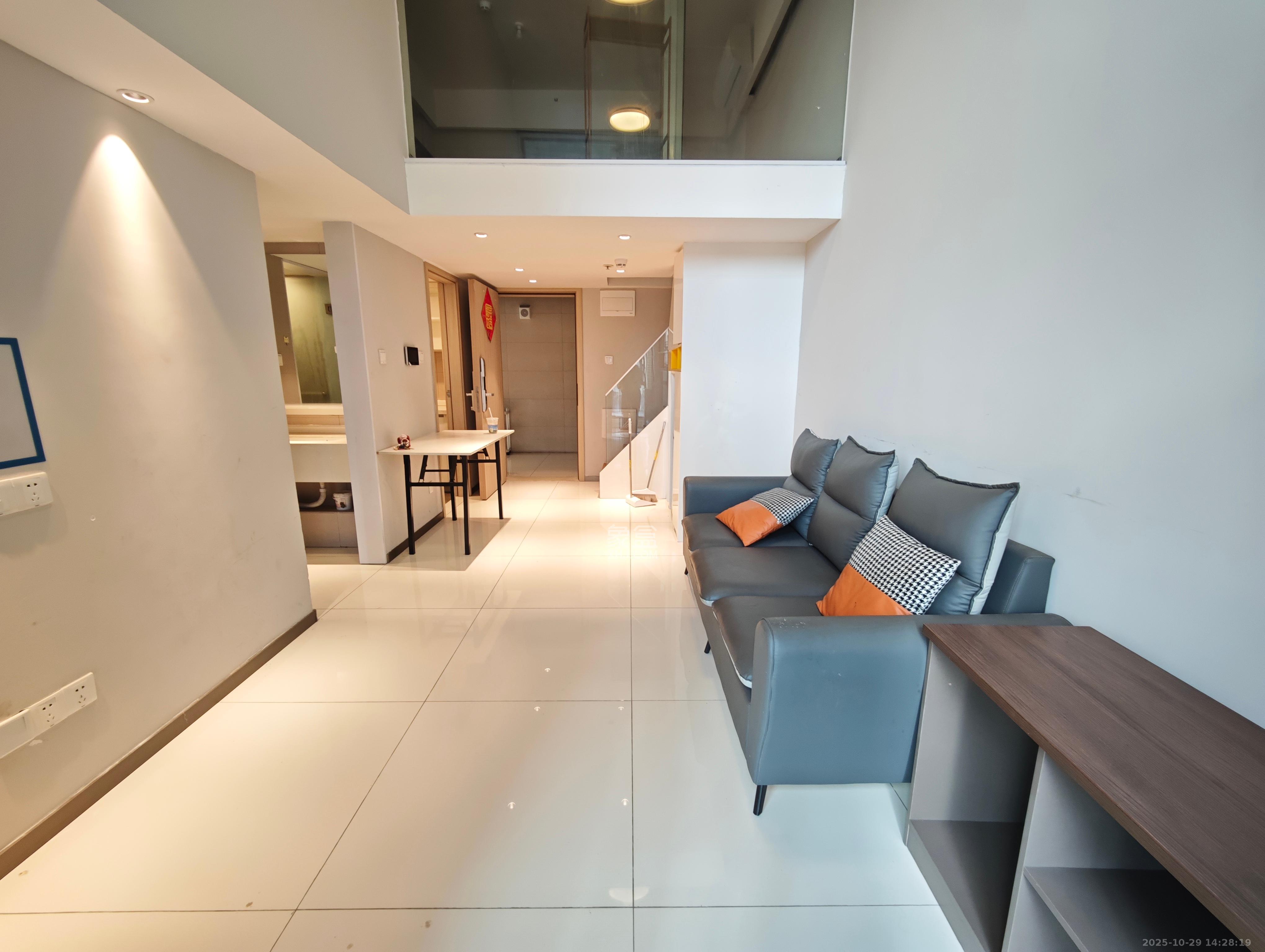 时代年华  3室2厅2卫    1500.0元/月 时代年华  3室2厅2卫    1500.0元/月室内图