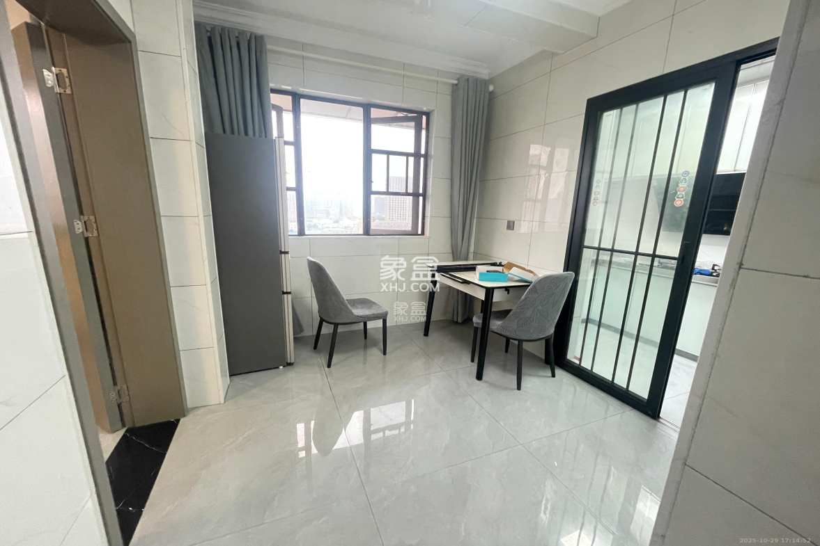 东岸梅园小区 1室0厅0卫 1500.0元/月 东岸梅园小区 1室0厅0卫 1500.0元/月室内图