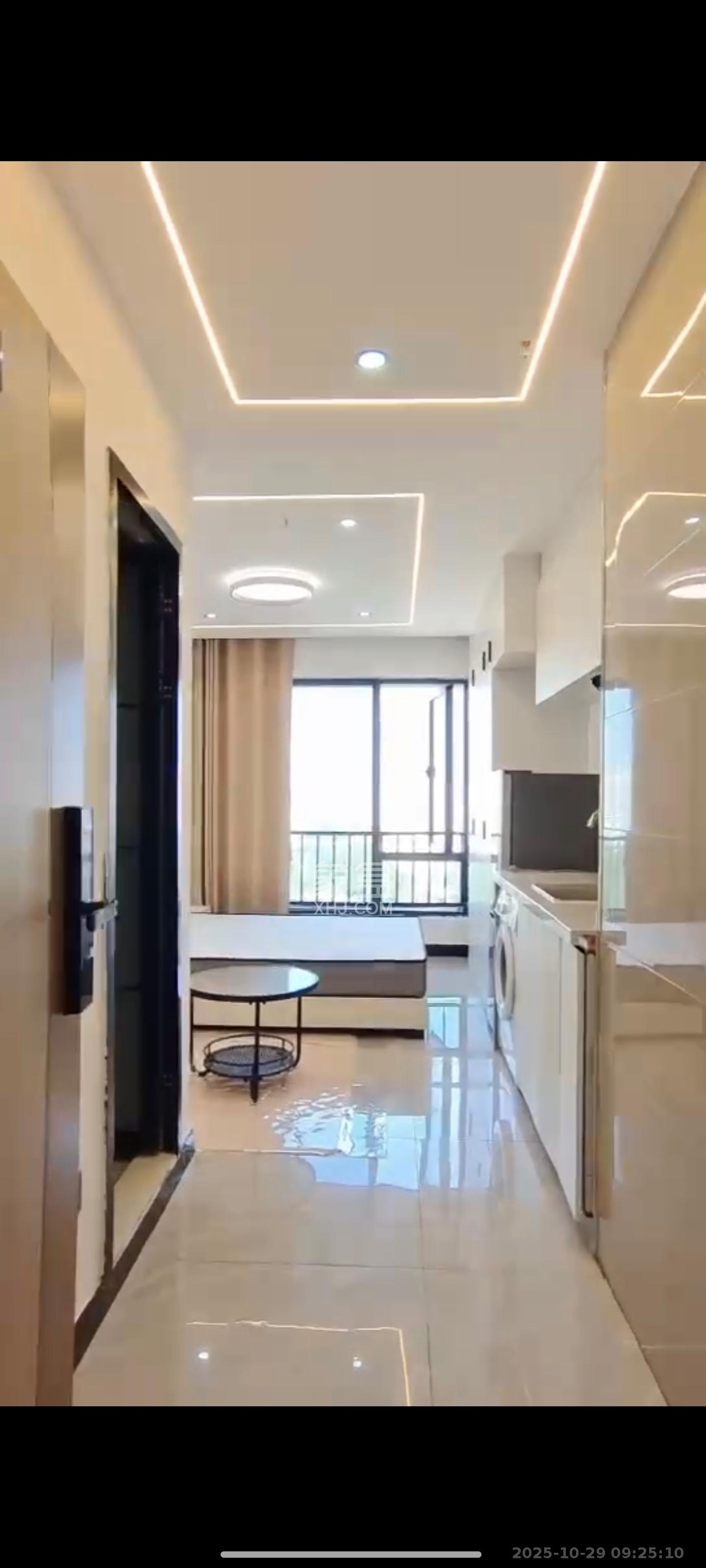 力高凤凰新天  1室1厅1卫    1580.0元/月 力高凤凰新天  1室1厅1卫    1580.0元/月室内图