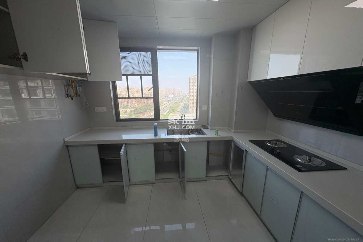 旭日嘉苑  2室1厅1卫    2500.0元/月 旭日嘉苑  2室1厅1卫    2500.0元/月室内图