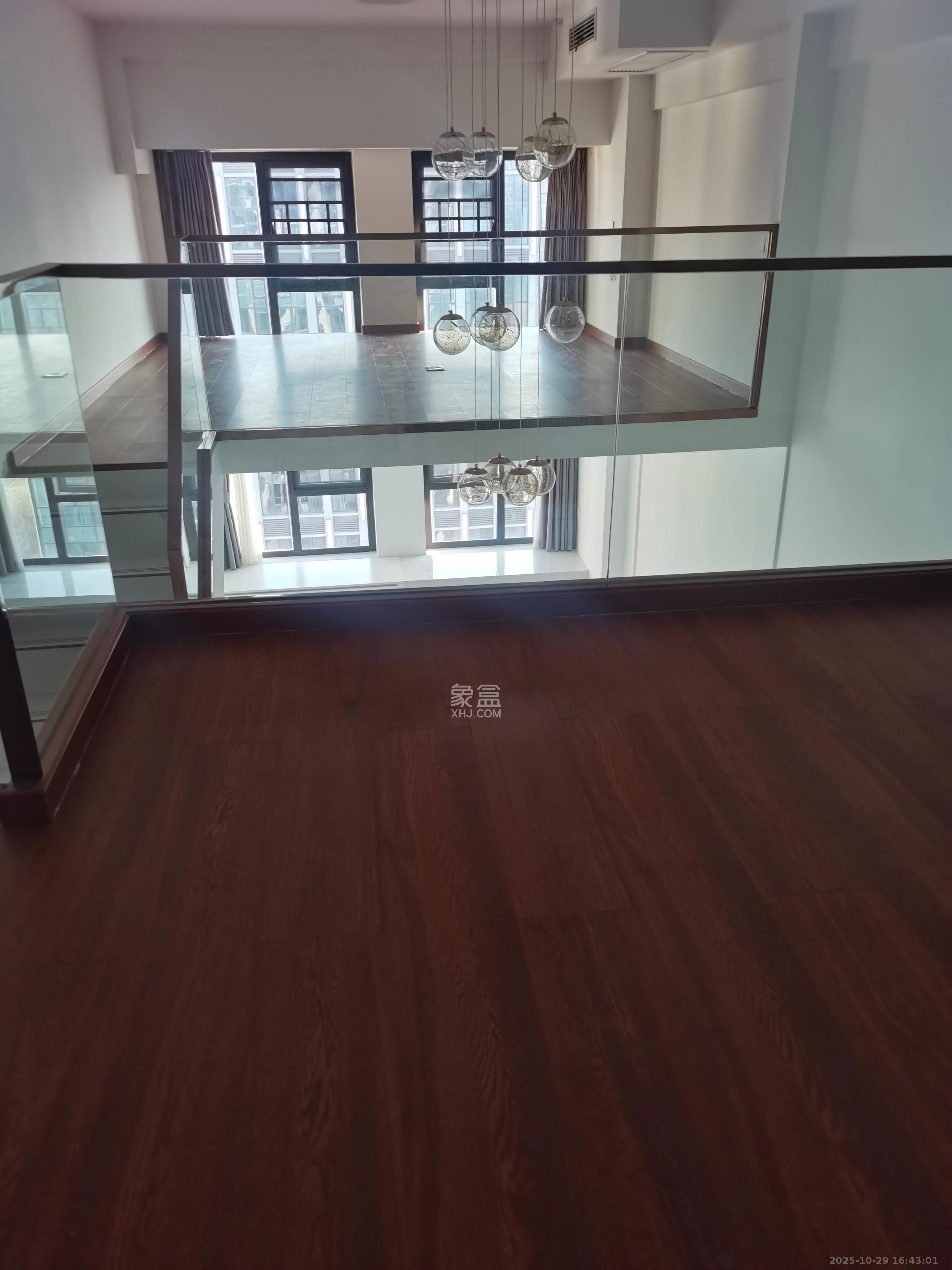 润和国际广场  2室1厅1卫    2900.0元/月室内图