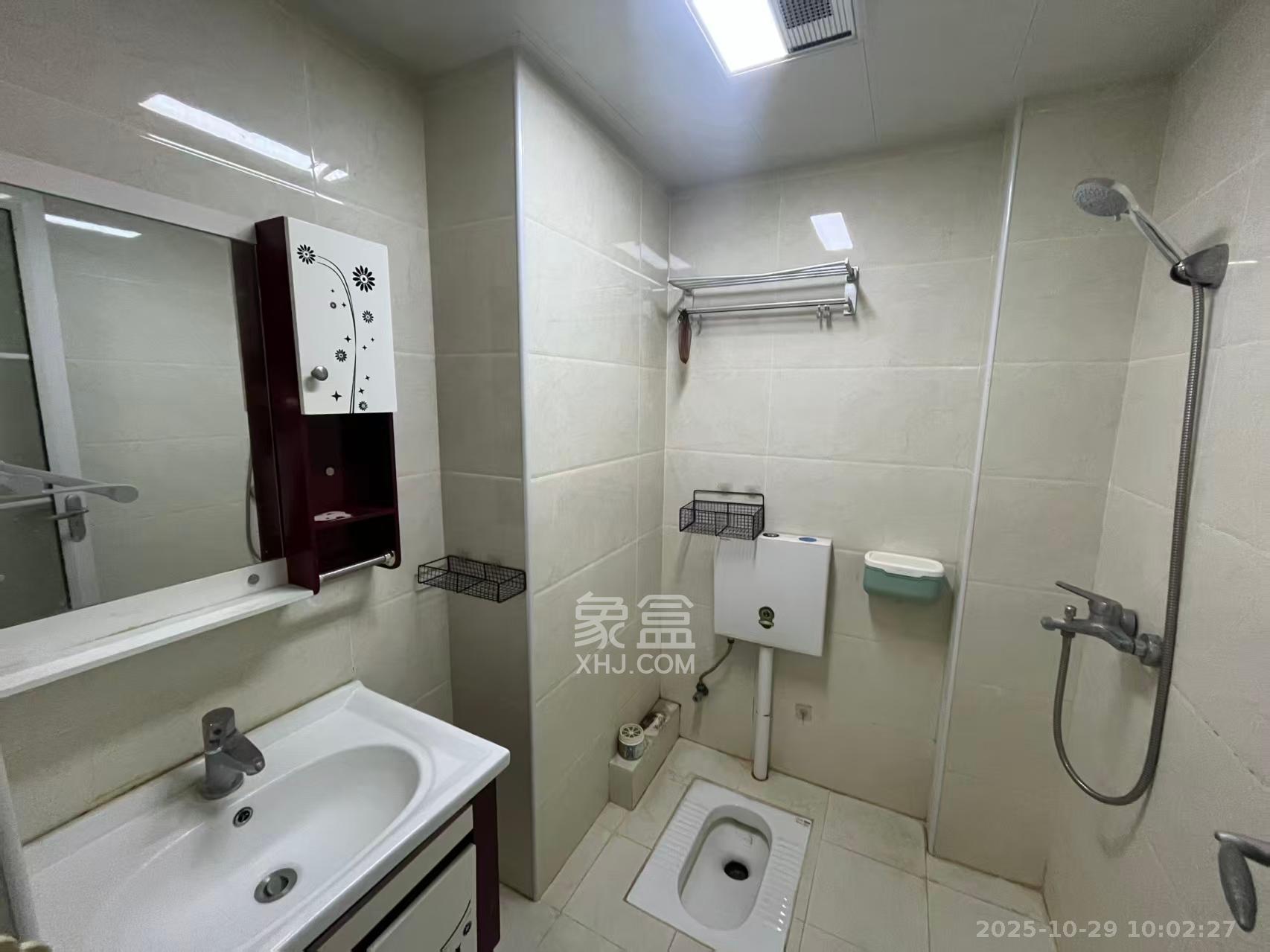 中建芙蓉嘉苑  2室1厅1卫    1600.0元/月室内图