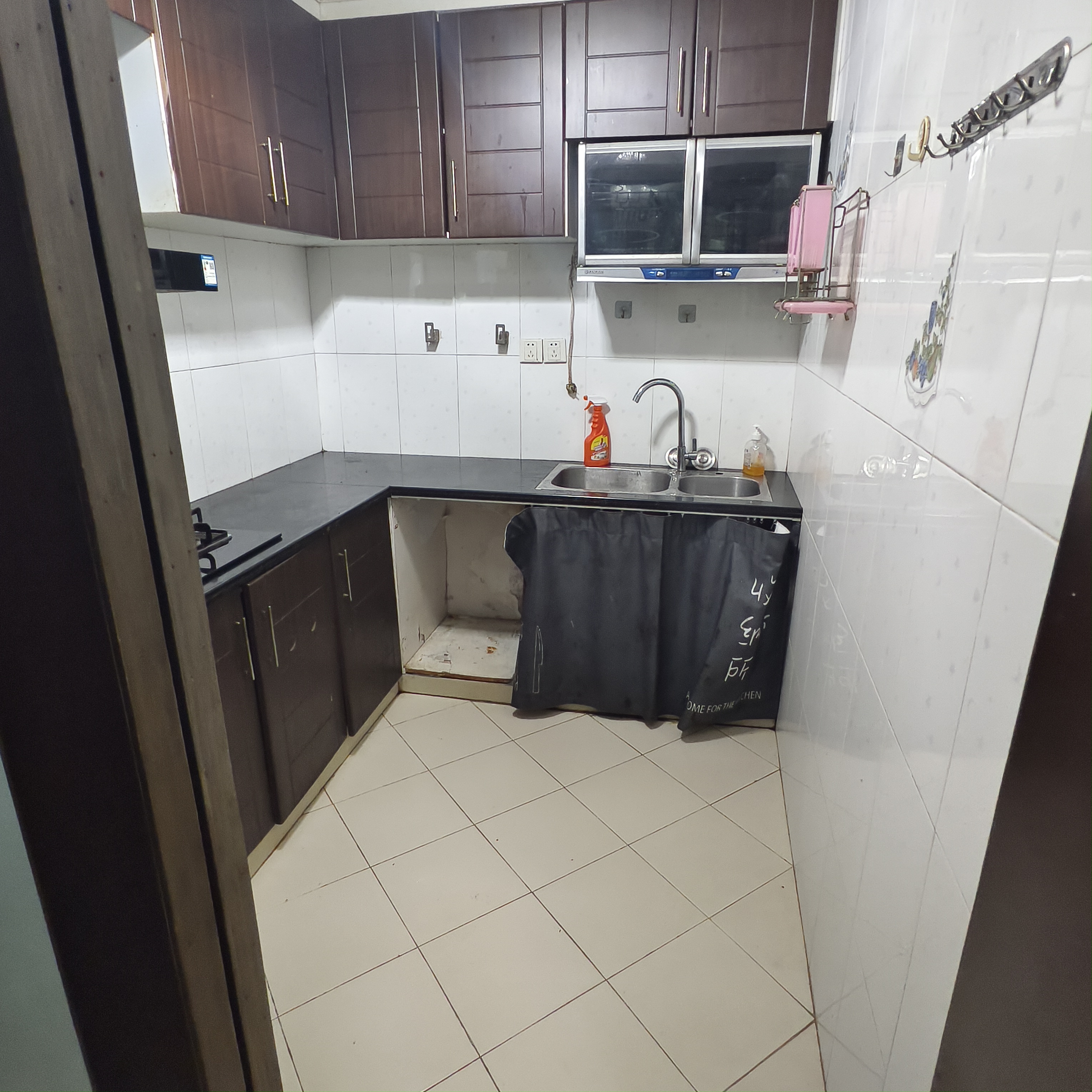 美舍苑  3室2厅2卫    2200.0元/月室内图