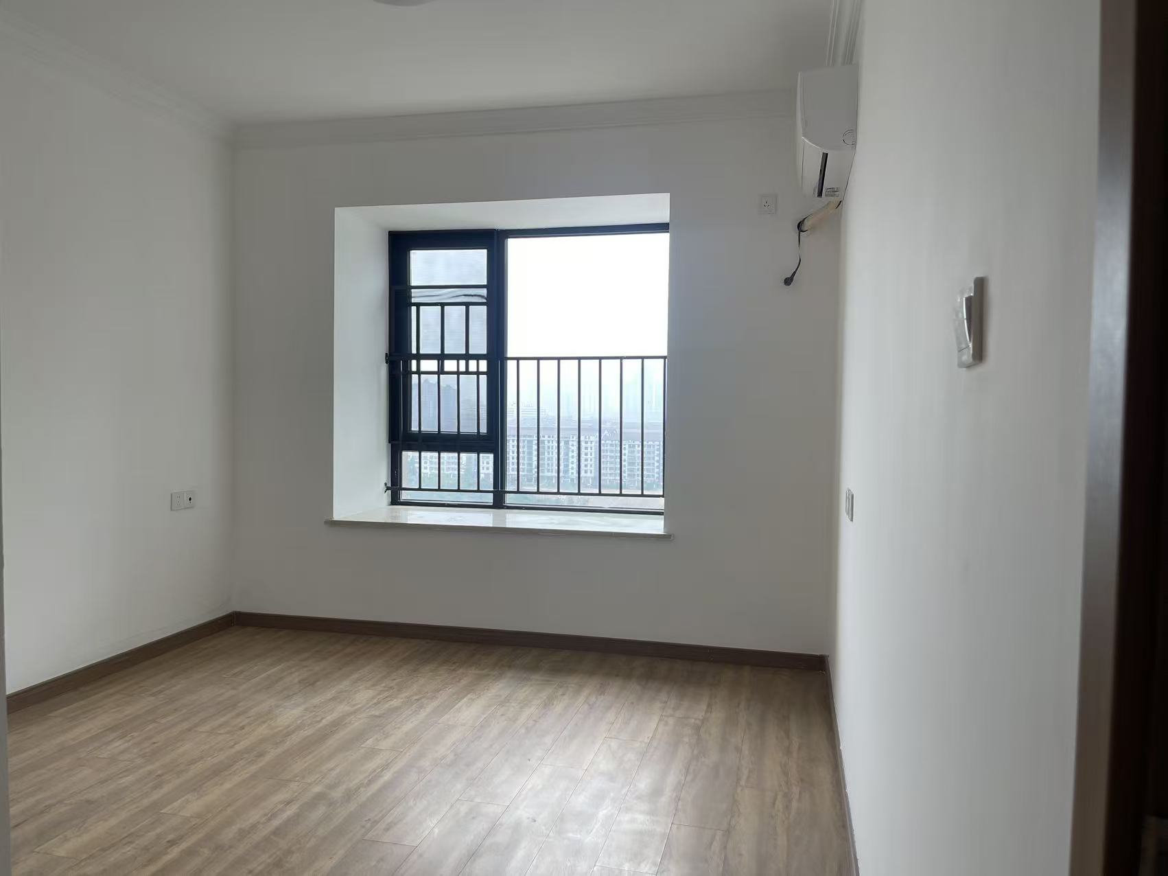 中梁壹号院  1室0厅0卫    1500.0元/月室内图