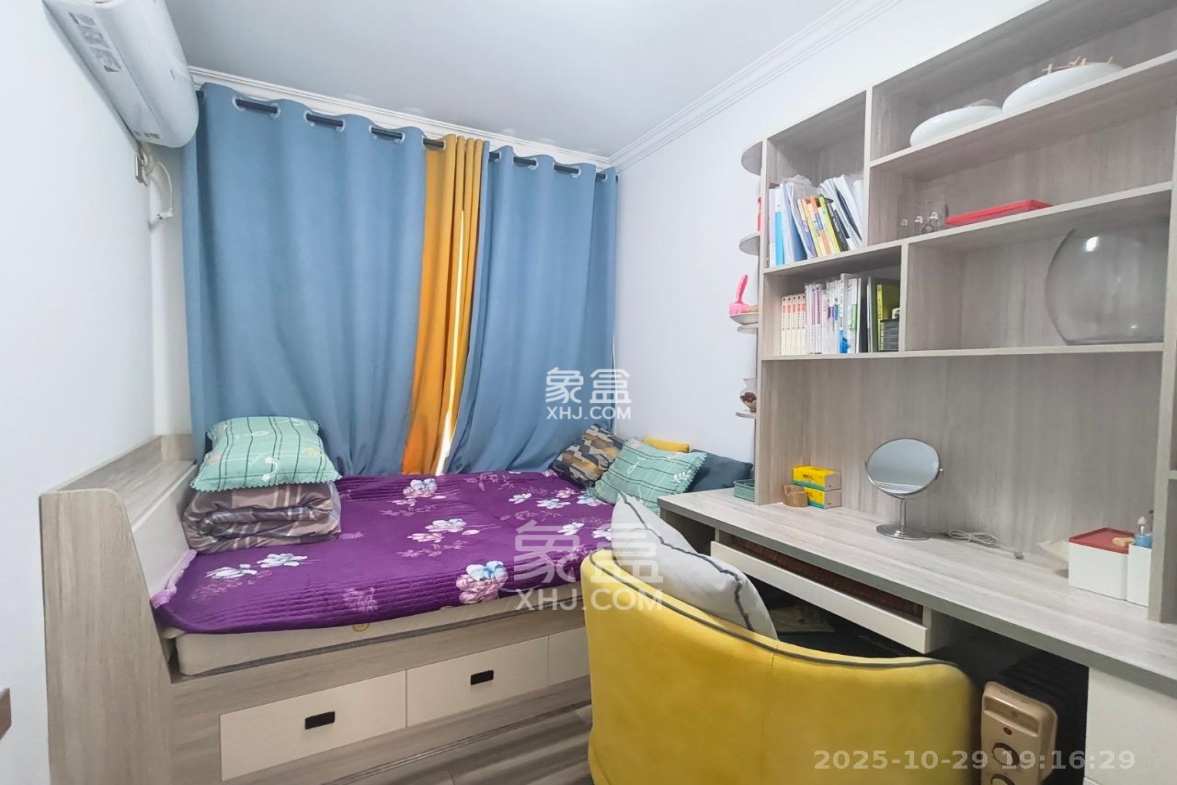 卓越蔚蓝城邦  3室2厅1卫    2700.0元/月 卓越蔚蓝城邦  3室2厅1卫    2700.0元/月室内图