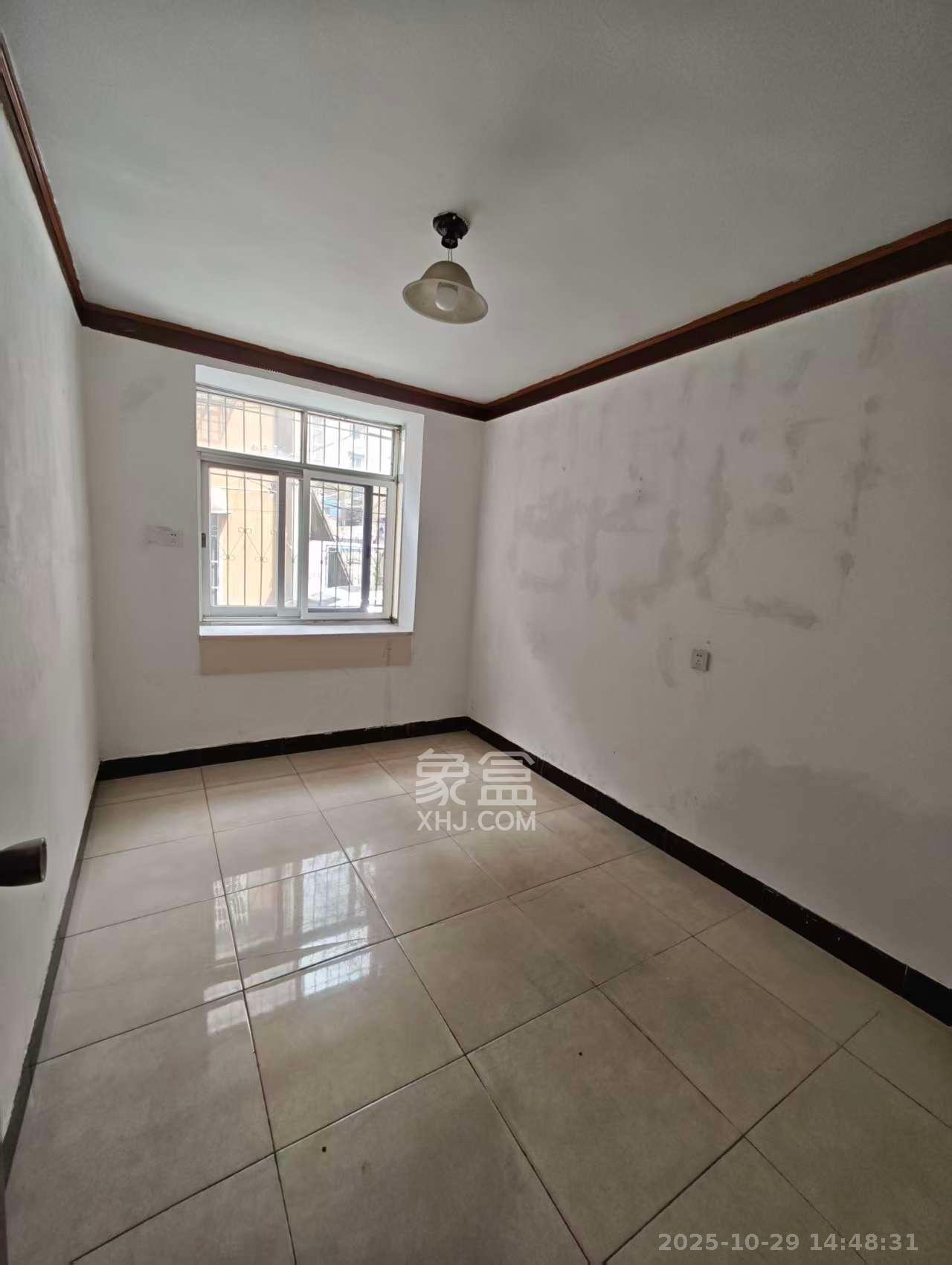 局关祠、东梧桐巷散盘 3室1厅1卫 2300.0元/月 局关祠、东梧桐巷散盘 3室1厅1卫 2300.0元/月室内图