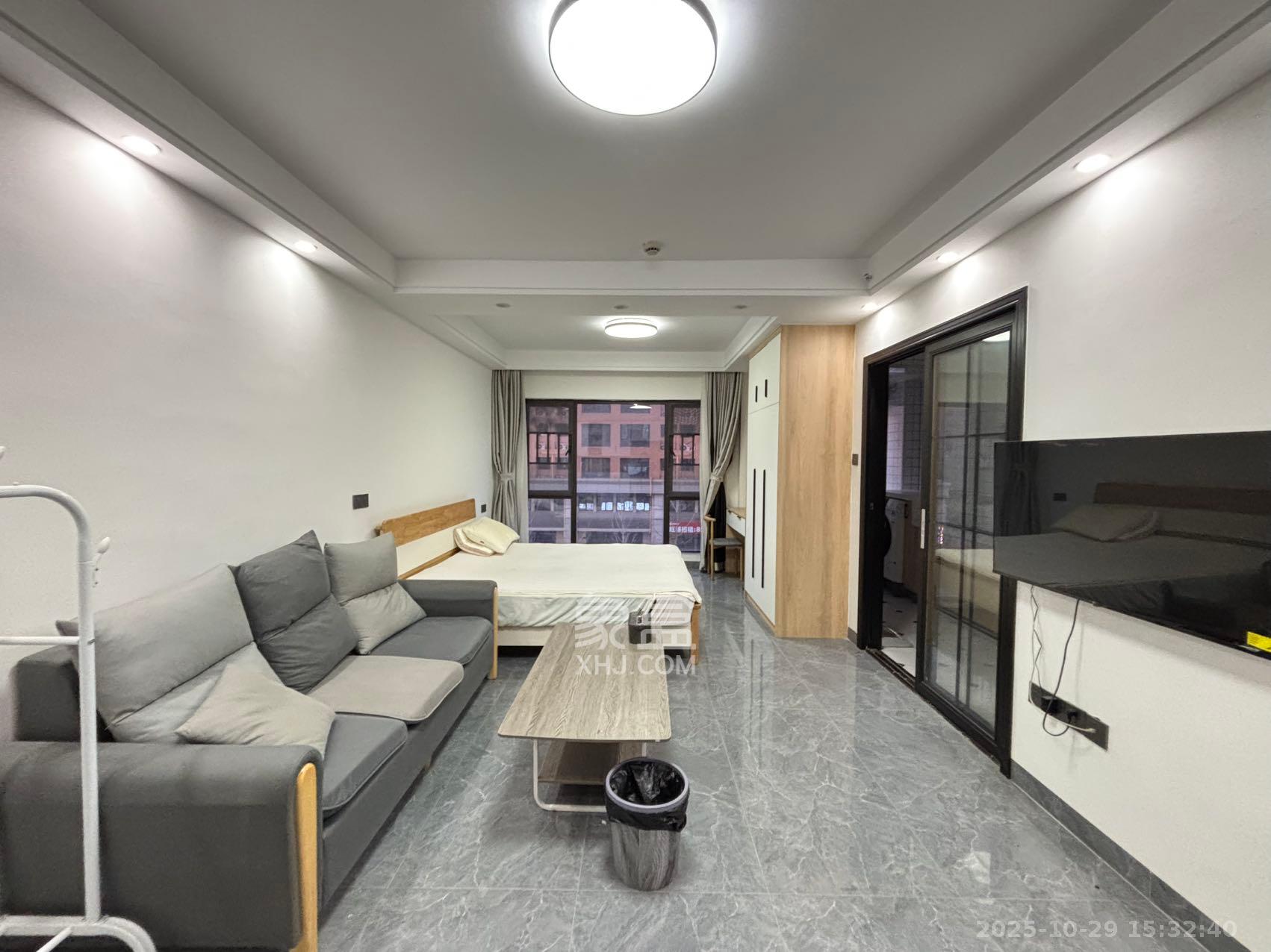 鑫远揽悦(鑫远和城三期)  1室1厅1卫    1650.0元/月 鑫远揽悦(鑫远和城三期)  1室1厅1卫    1650.0元/月室内图1