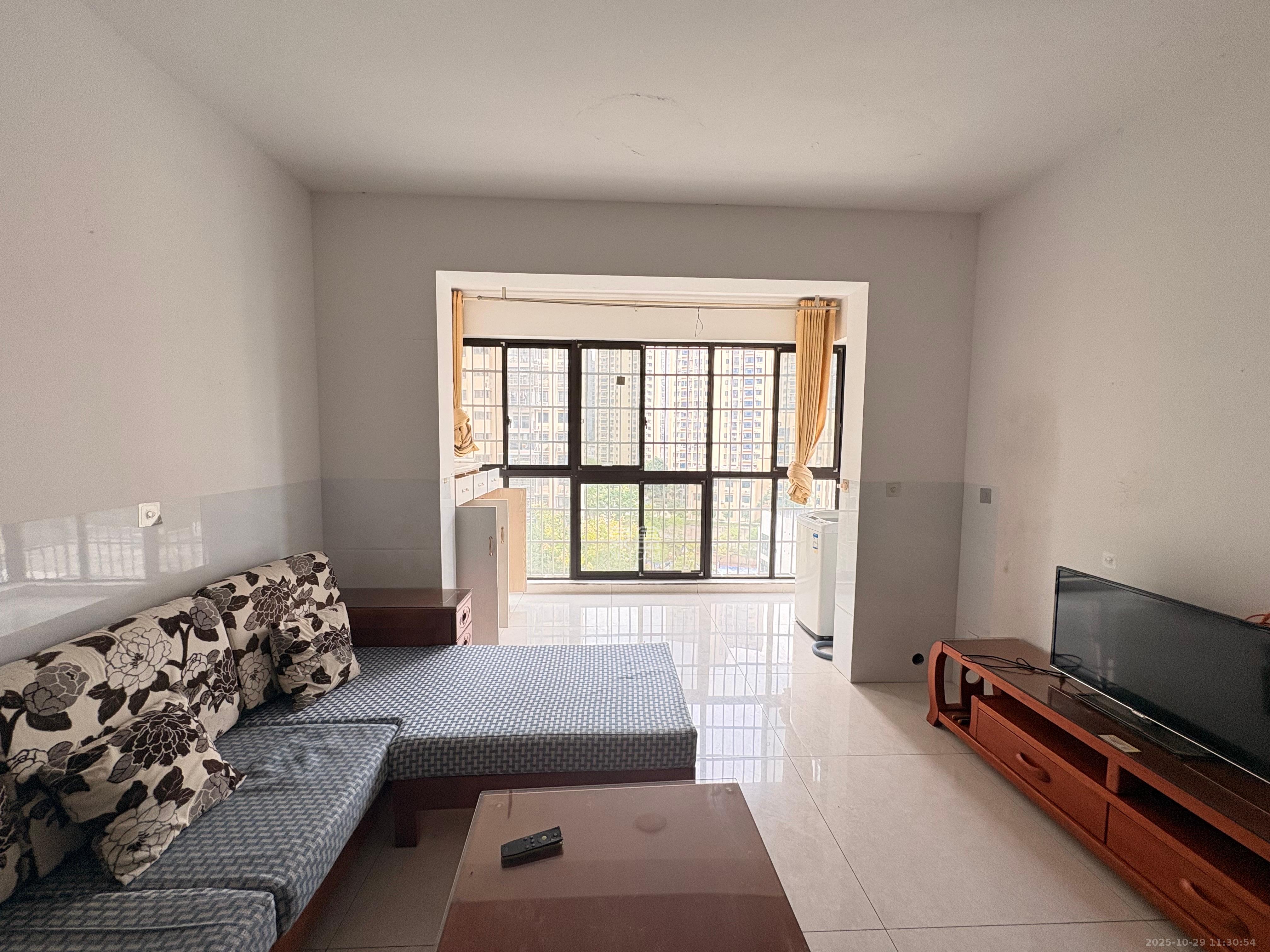 星城新宇桃花苑  2室1厅1卫    1700.0元/月