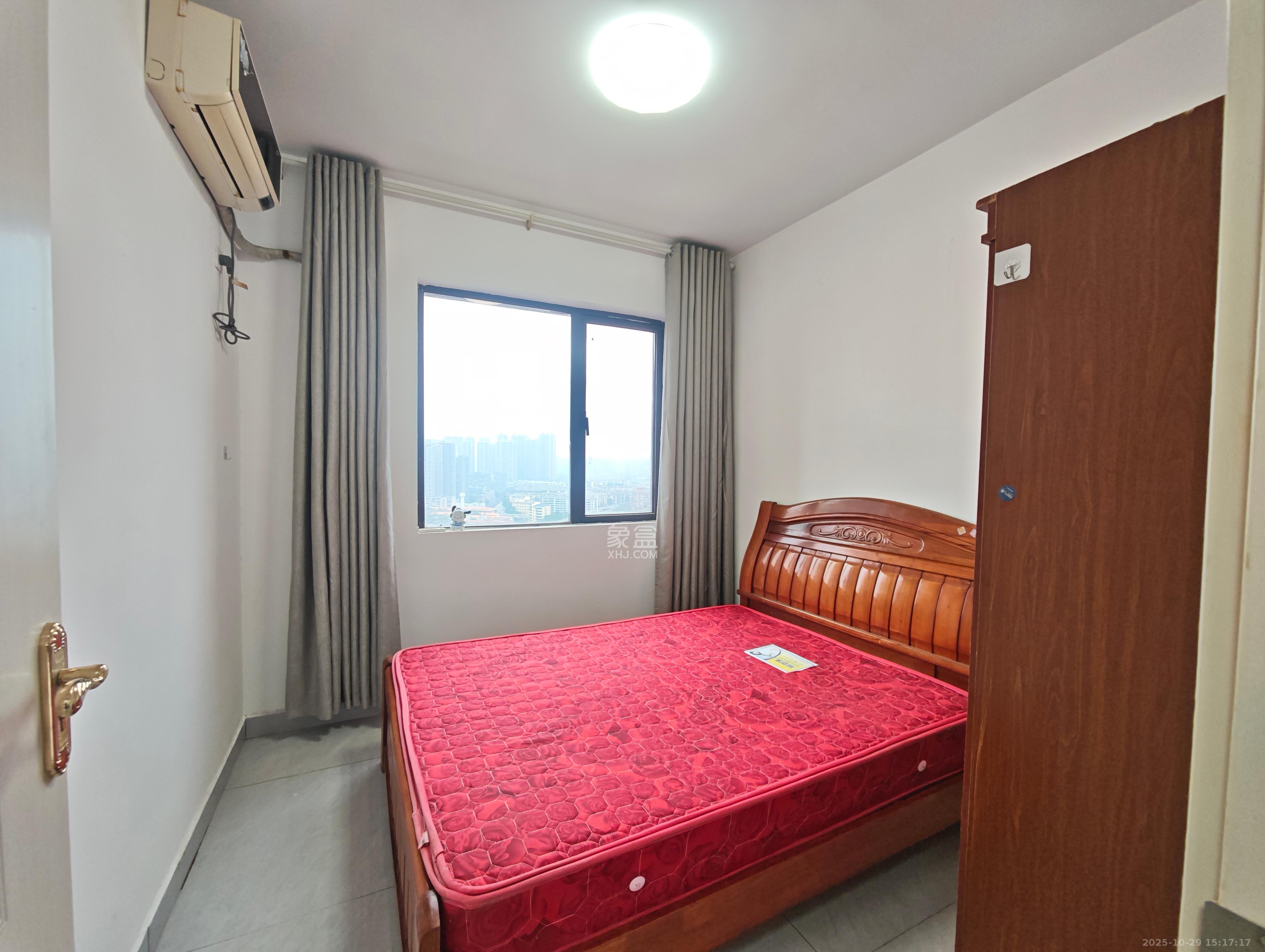 上园商住小区  3室2厅1卫    2700.0元/月室内图