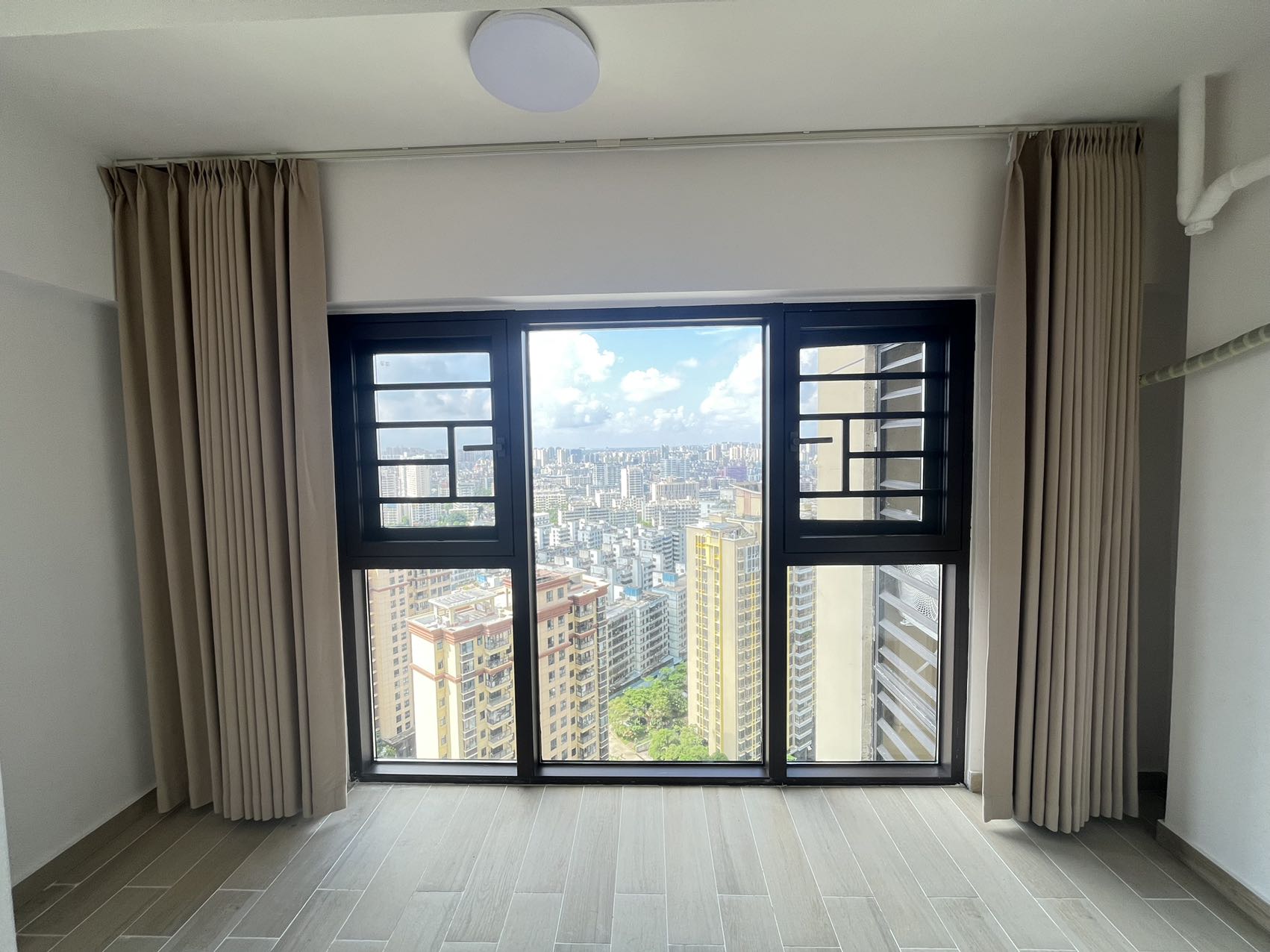 融创海口一号  2室2厅2卫    3300.0元/月室内图