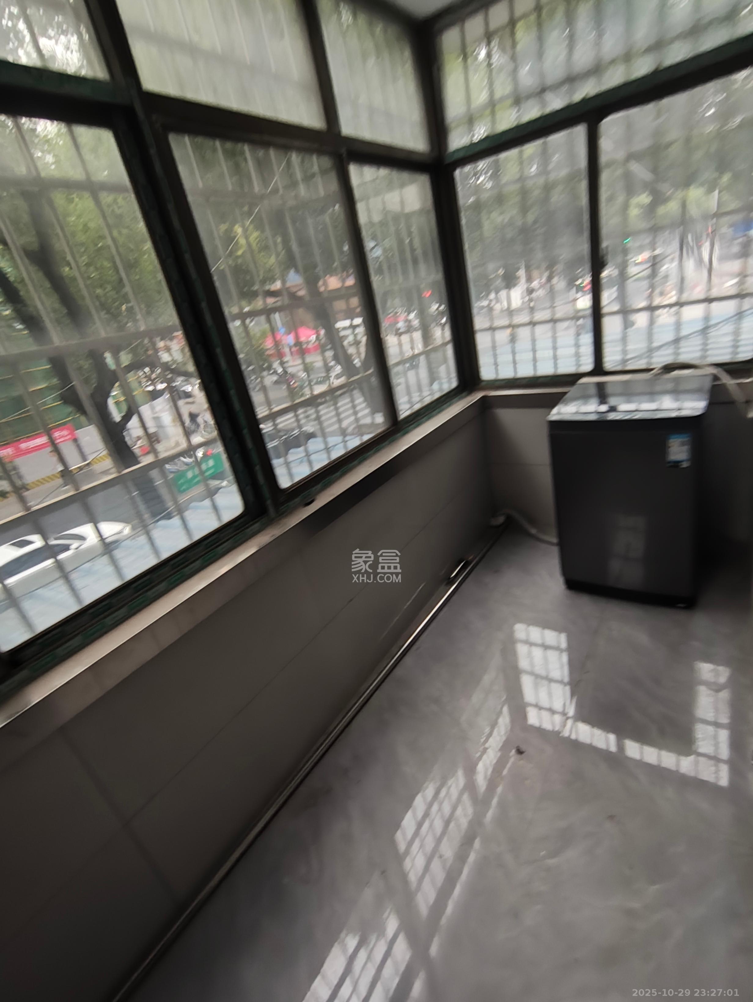 华菱新城地标 2室2厅1卫 2000.0元/月 华菱新城地标 2室2厅1卫 2000.0元/月室内图