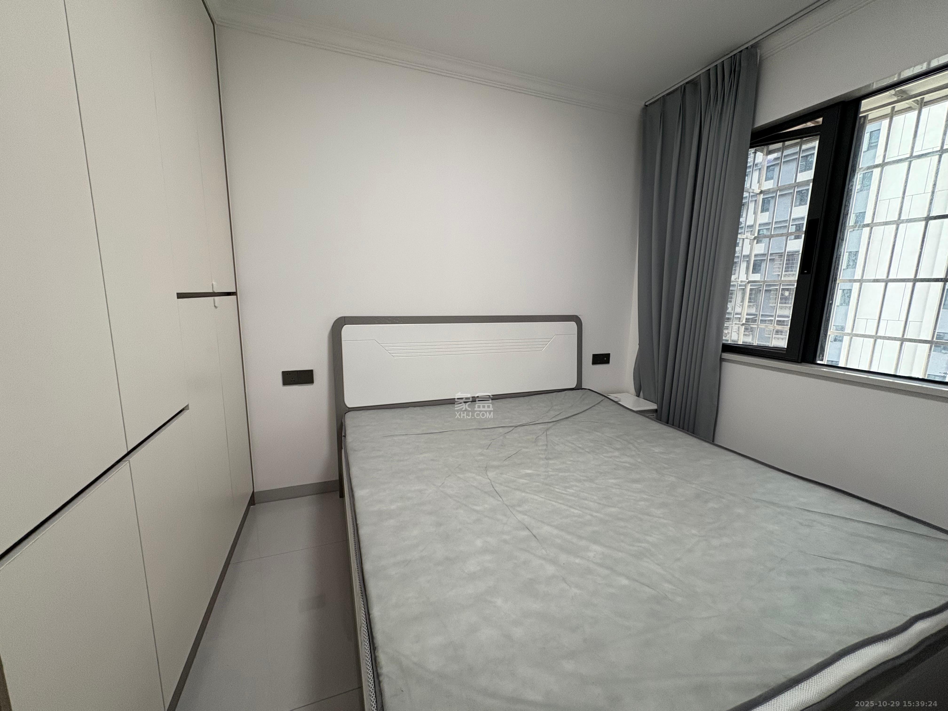 旭日嘉苑  2室2厅1卫    2300.0元/月室内图