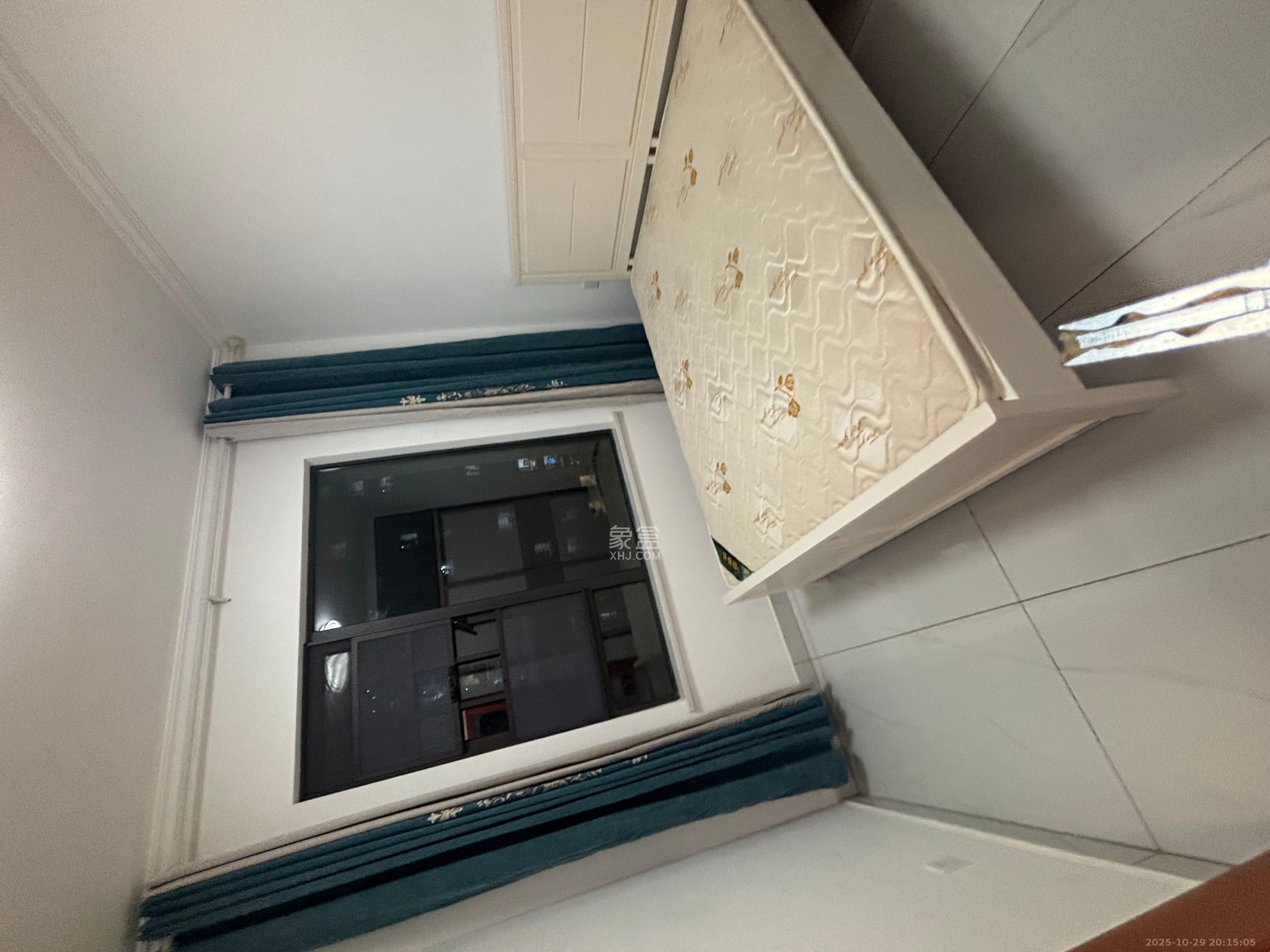 三重大厦（三重才园小区)  3室2厅2卫    3200.0元/月室内图