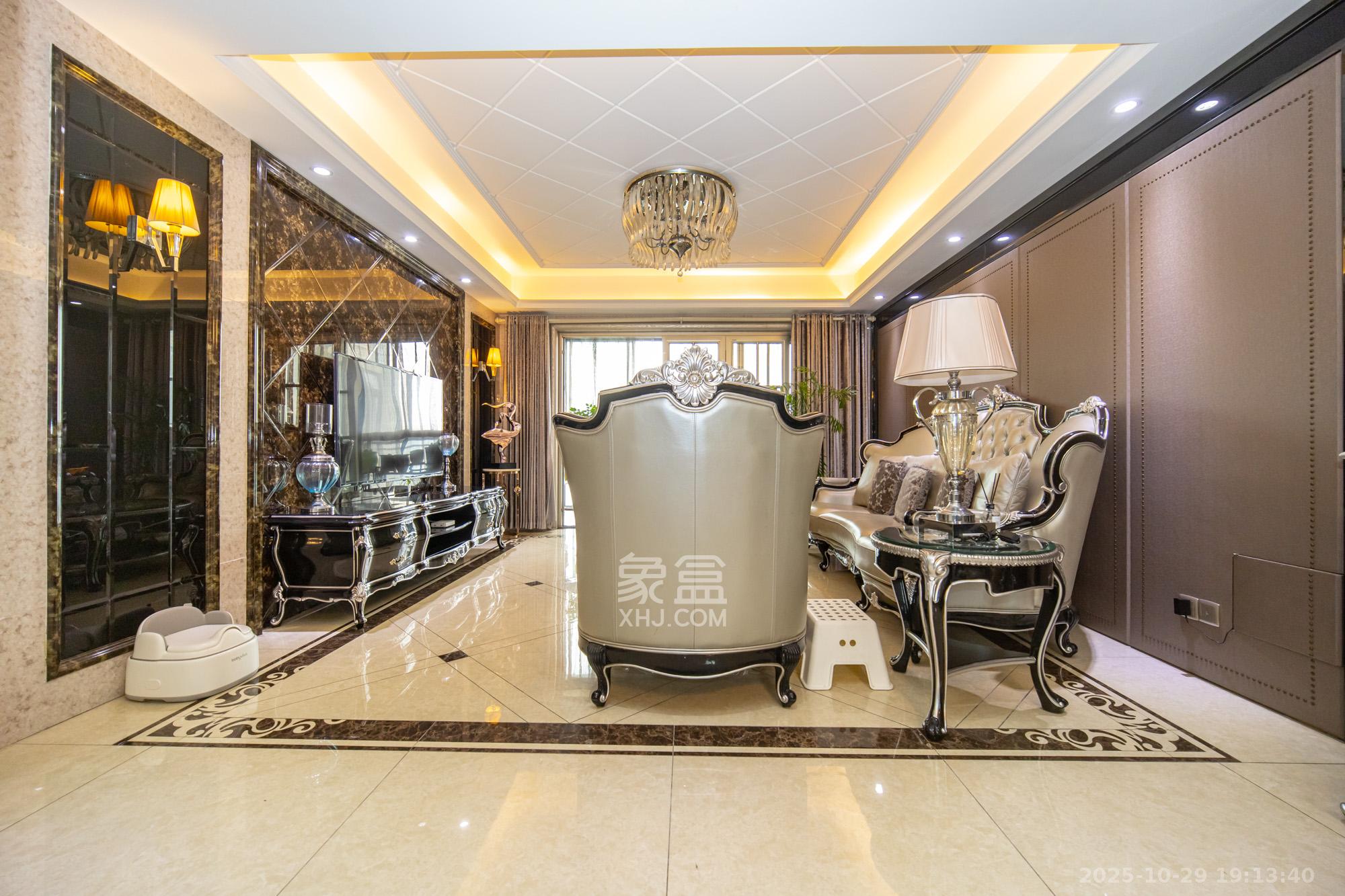 藏珑湖上国际花园  4室2厅2卫    268.0万